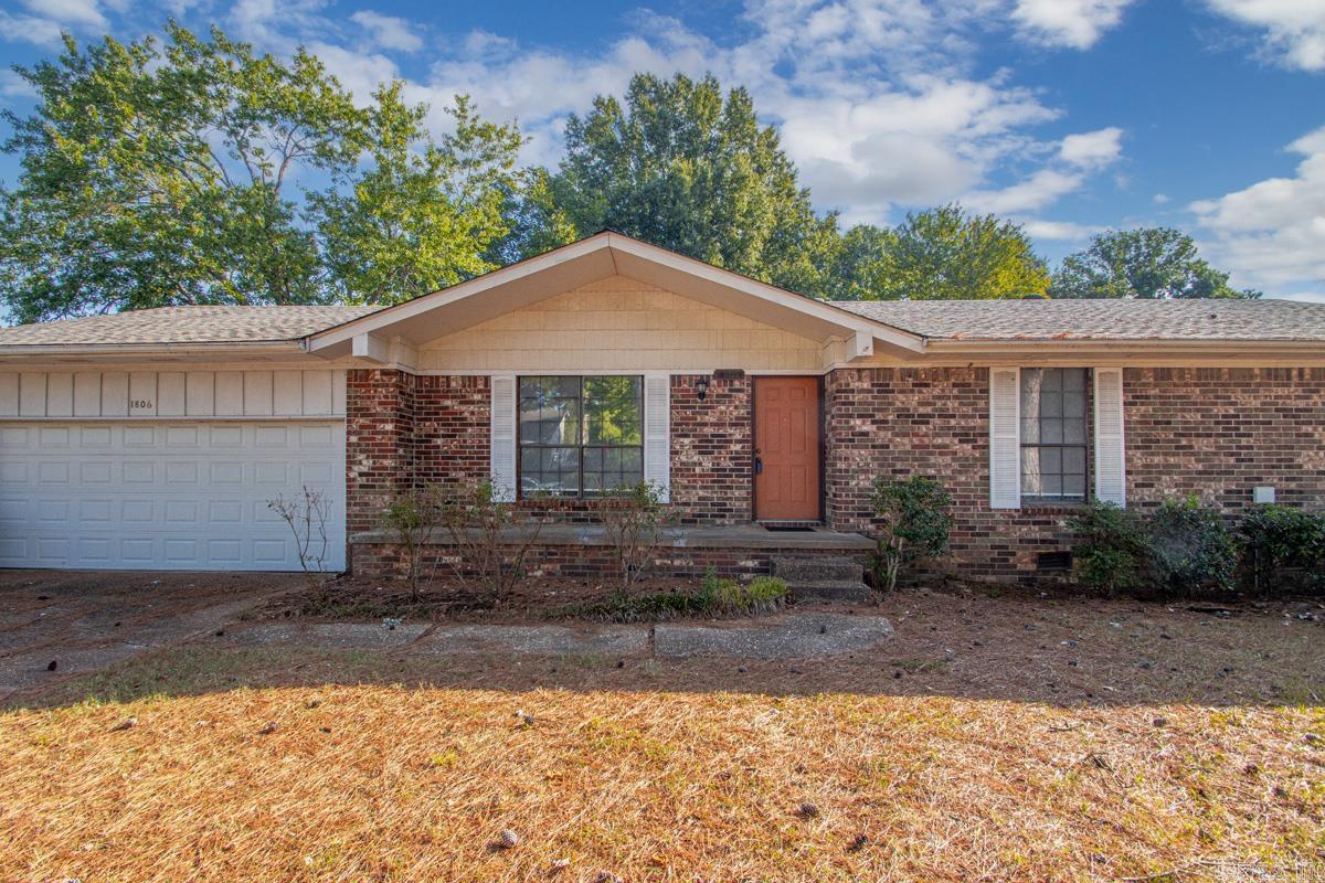 1806 Madden  Jacksonville, AR