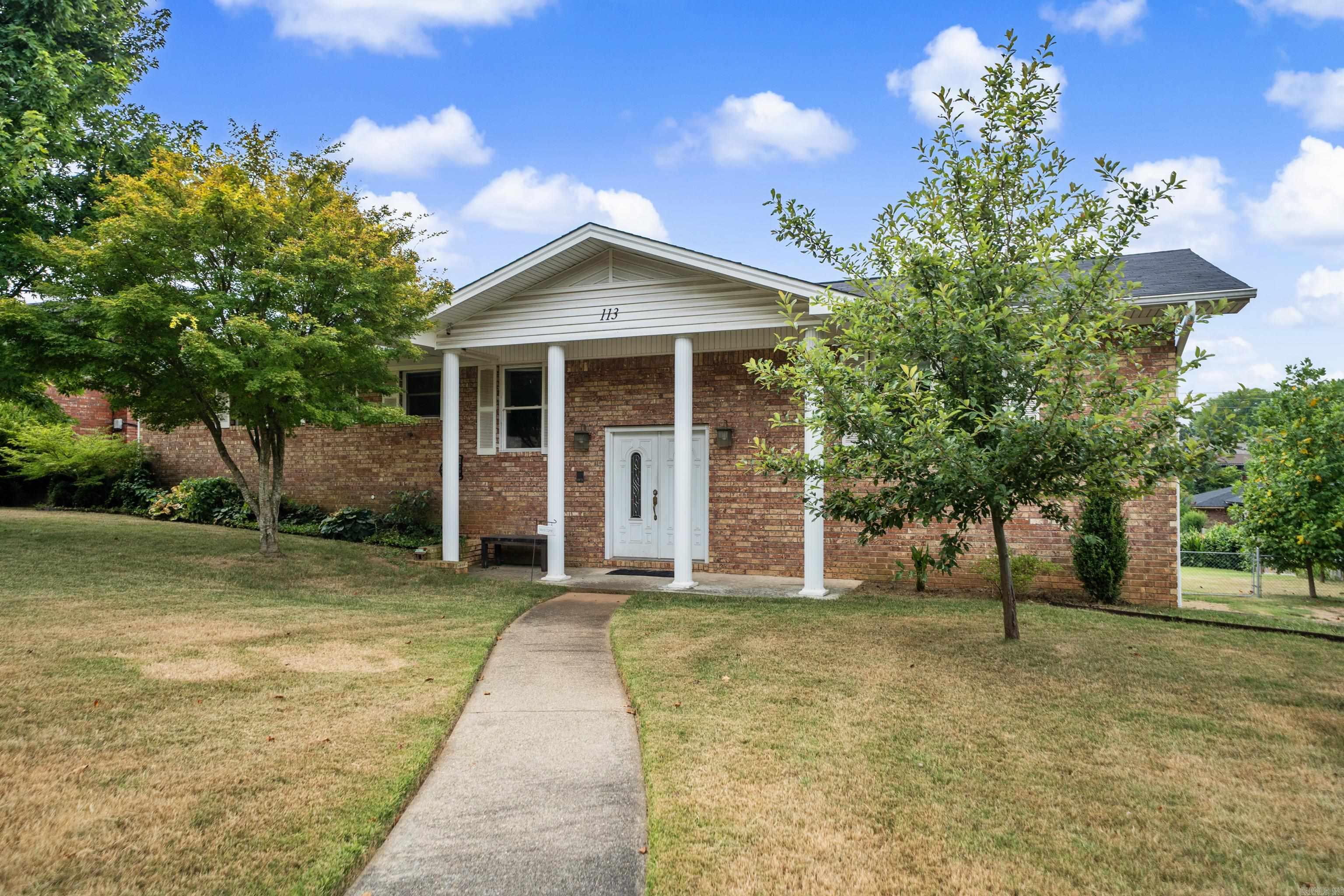 113 San Mateo  Hot Springs, AR