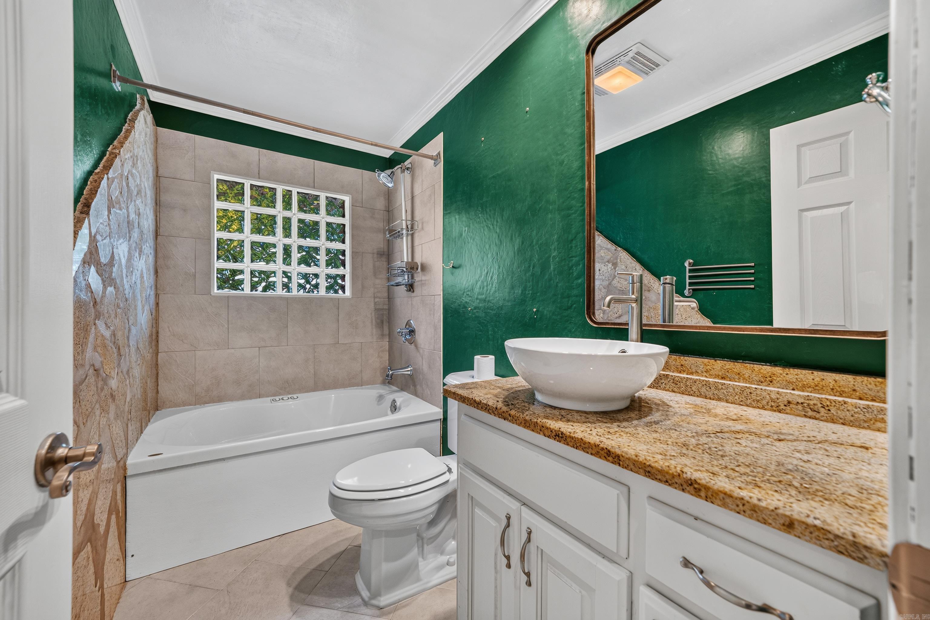 113 San Mateo  Hot Springs, AR