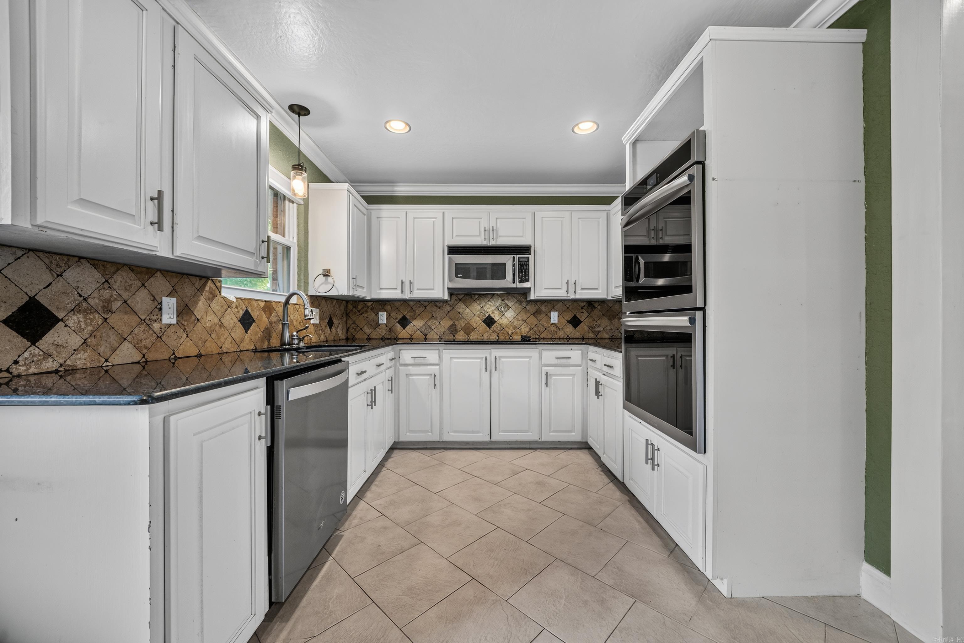 113 San Mateo  Hot Springs, AR