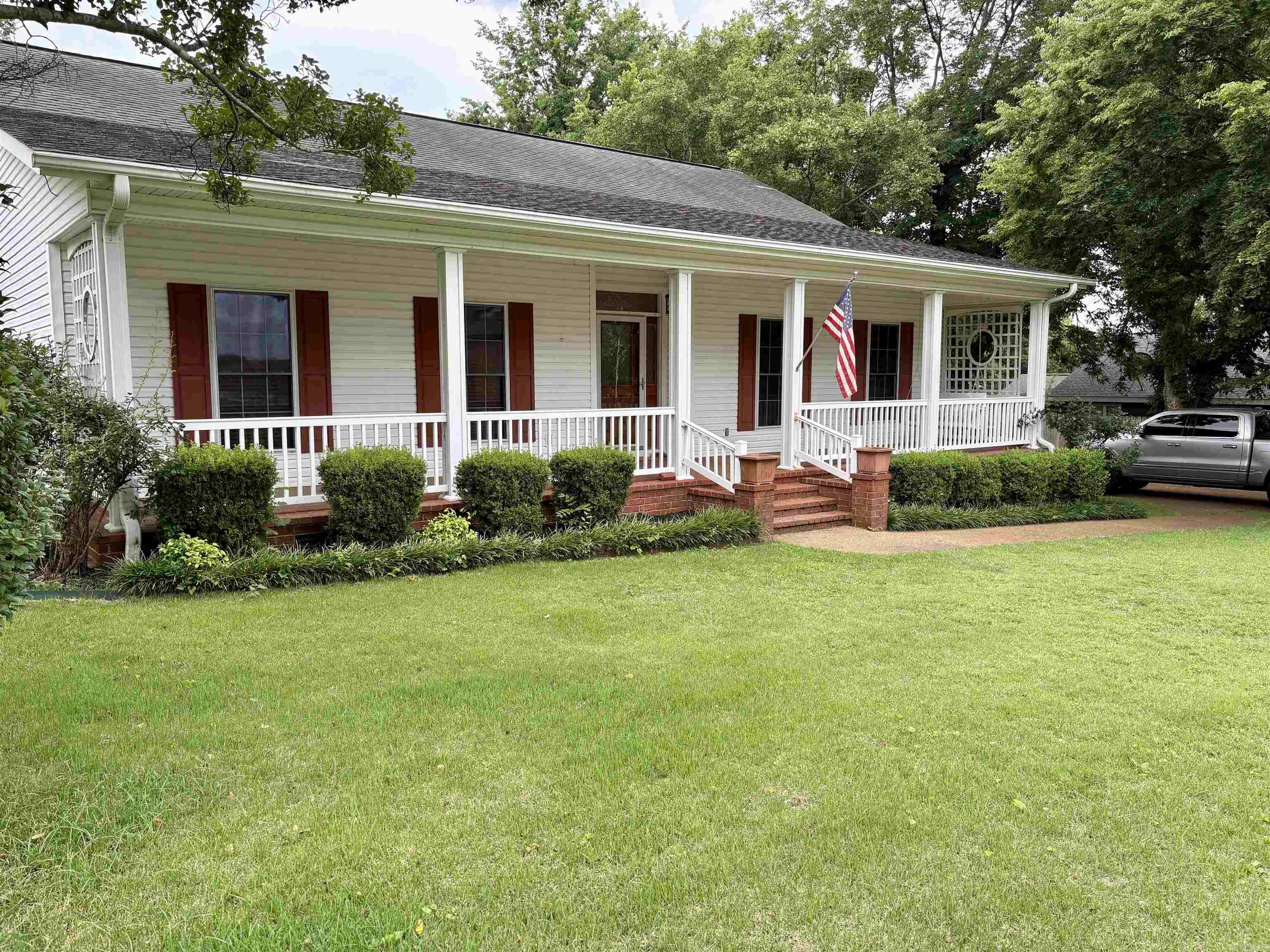 1472 E Main St.  Batesville, AR