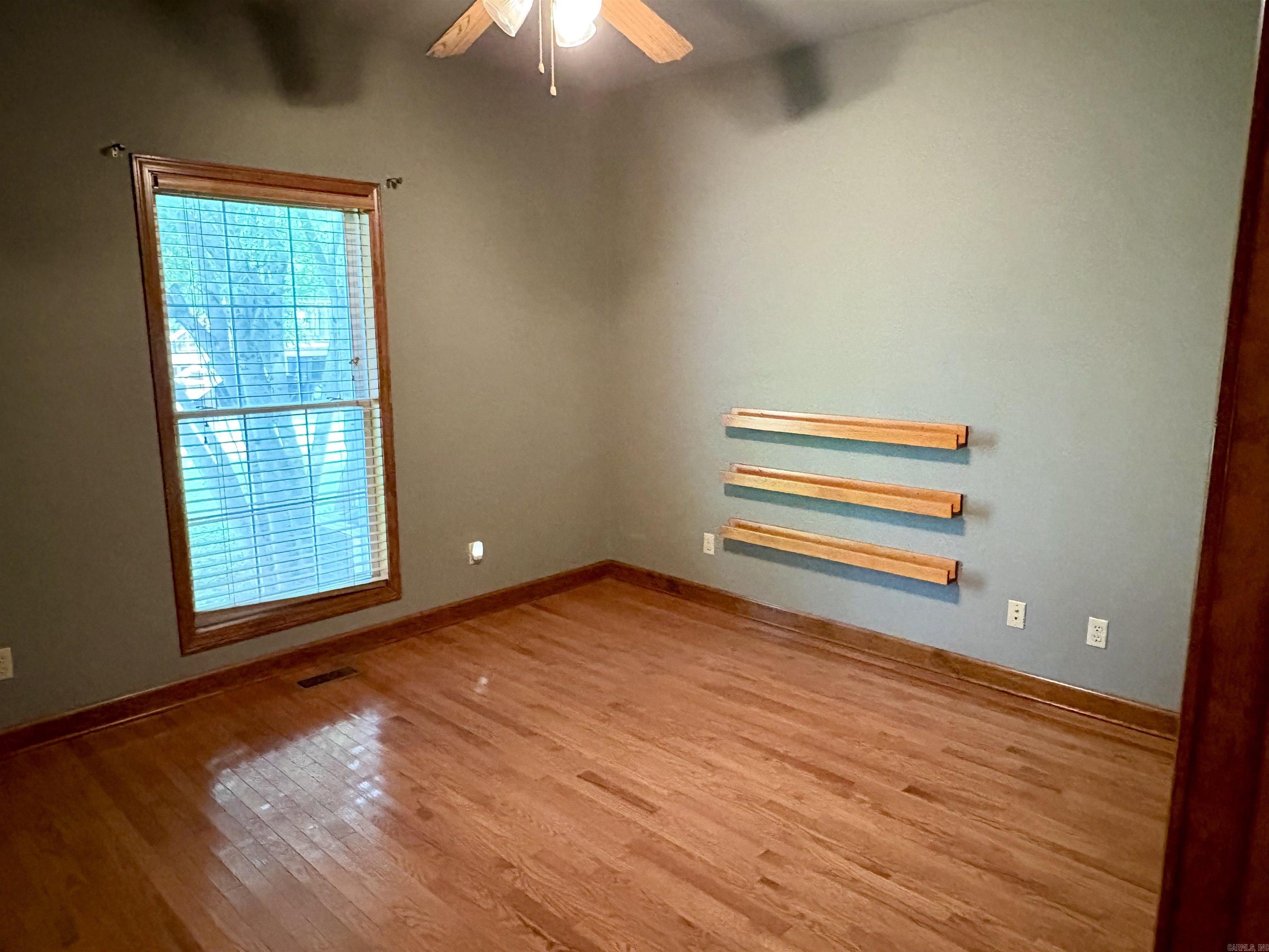 1472 E Main St.  Batesville, AR