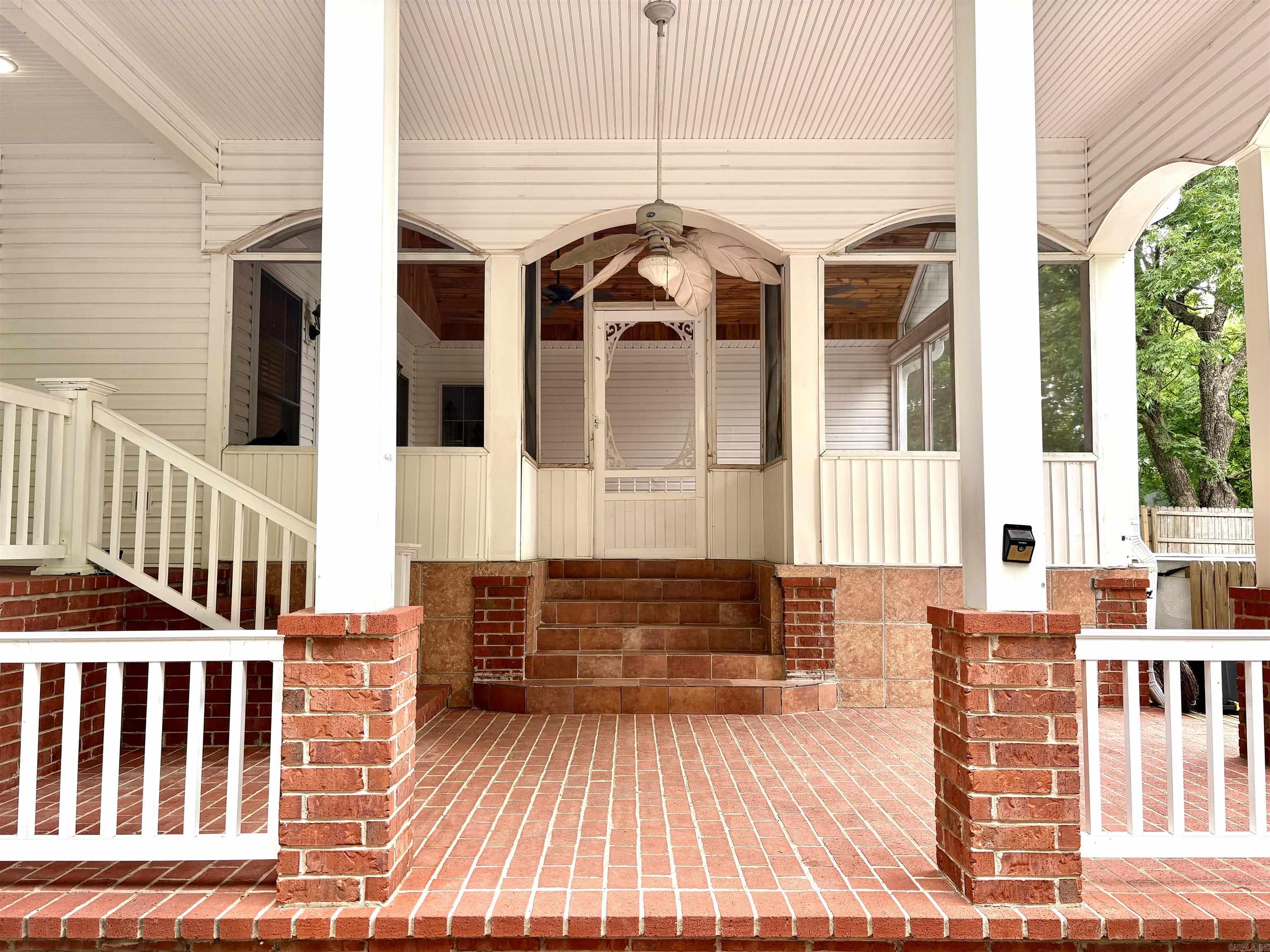 1472 E Main St.  Batesville, AR