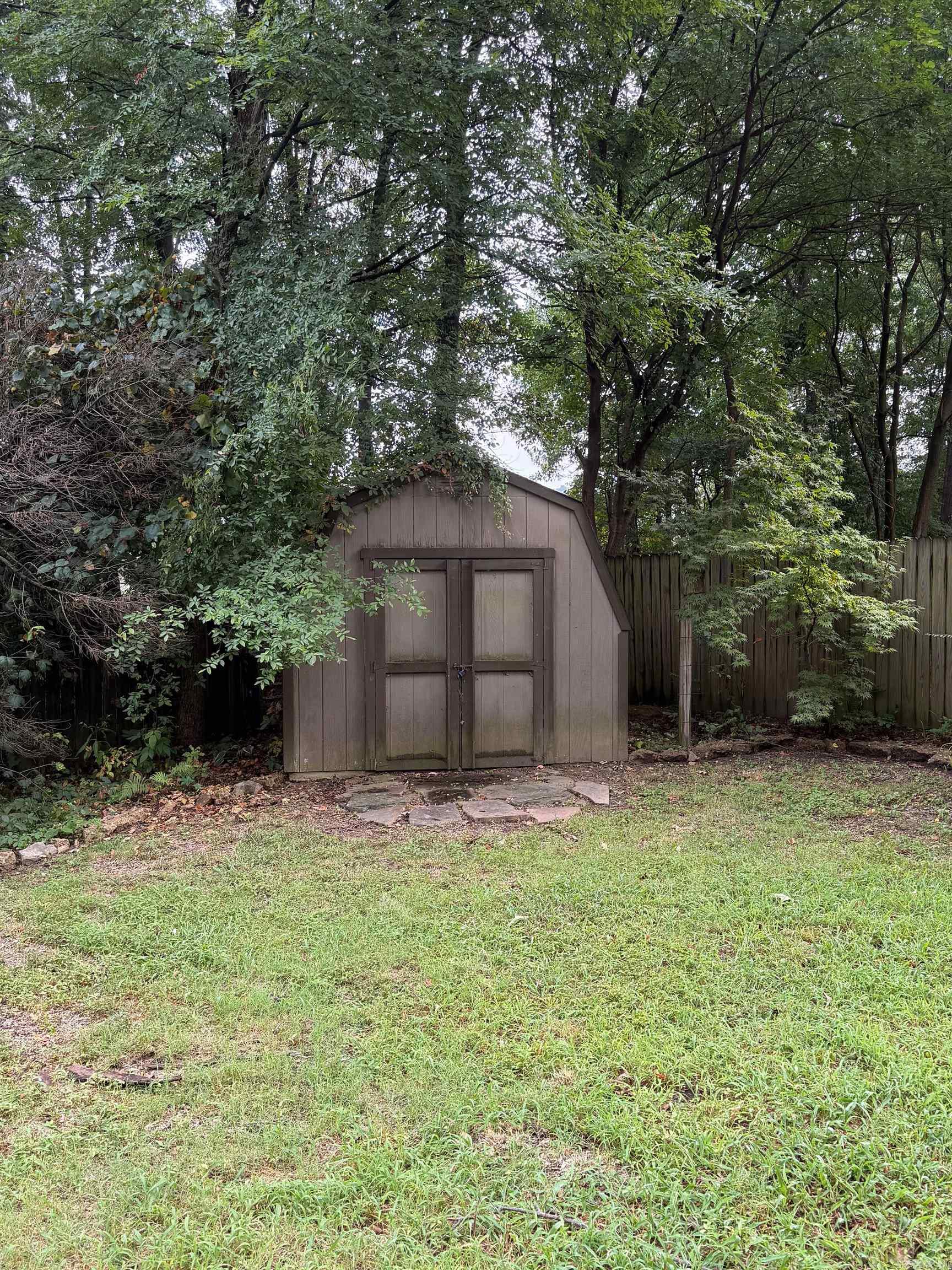 2107 Rosemond  Jonesboro, AR