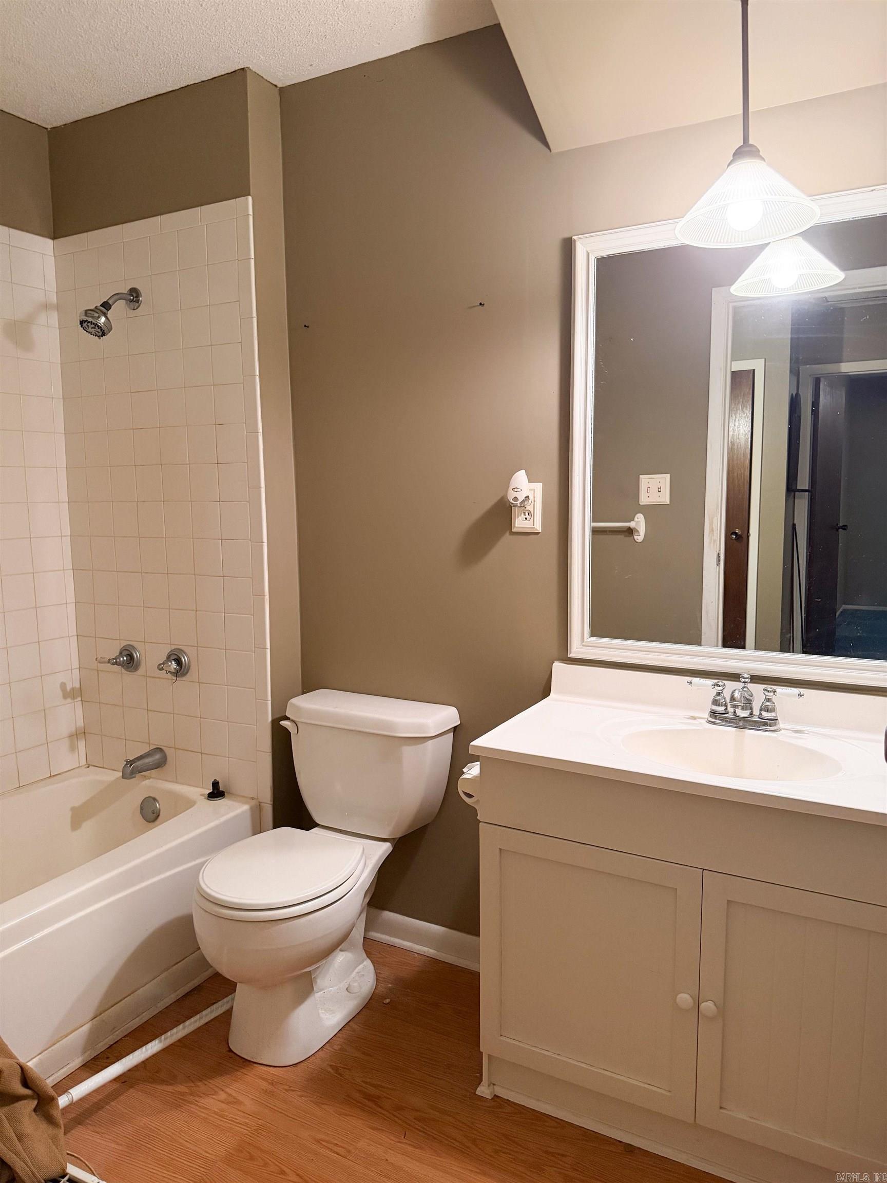 2107 Rosemond  Jonesboro, AR