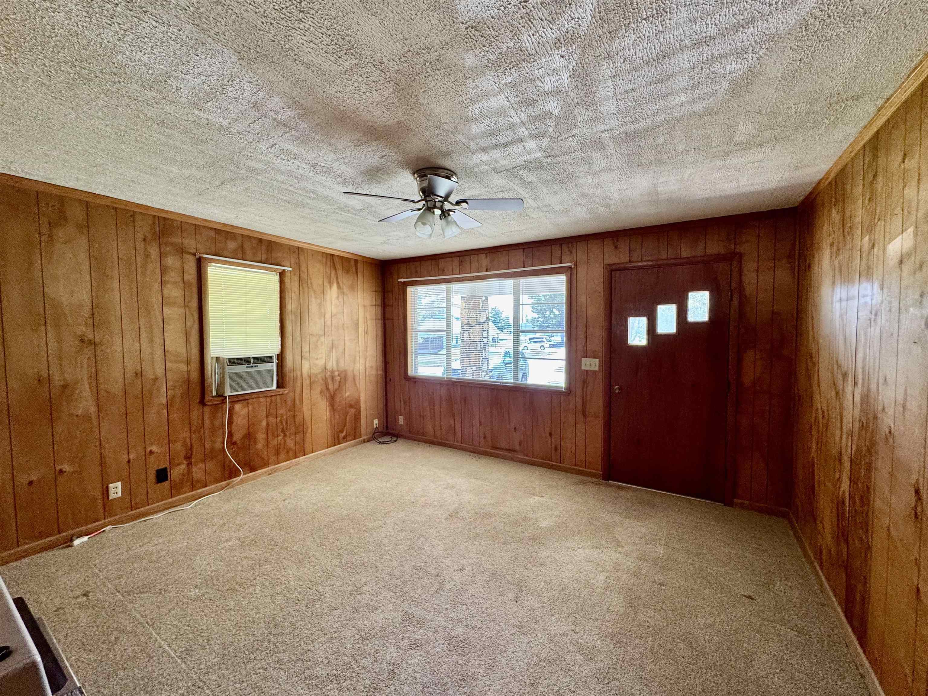 1 Moss Street  Oxford, AR