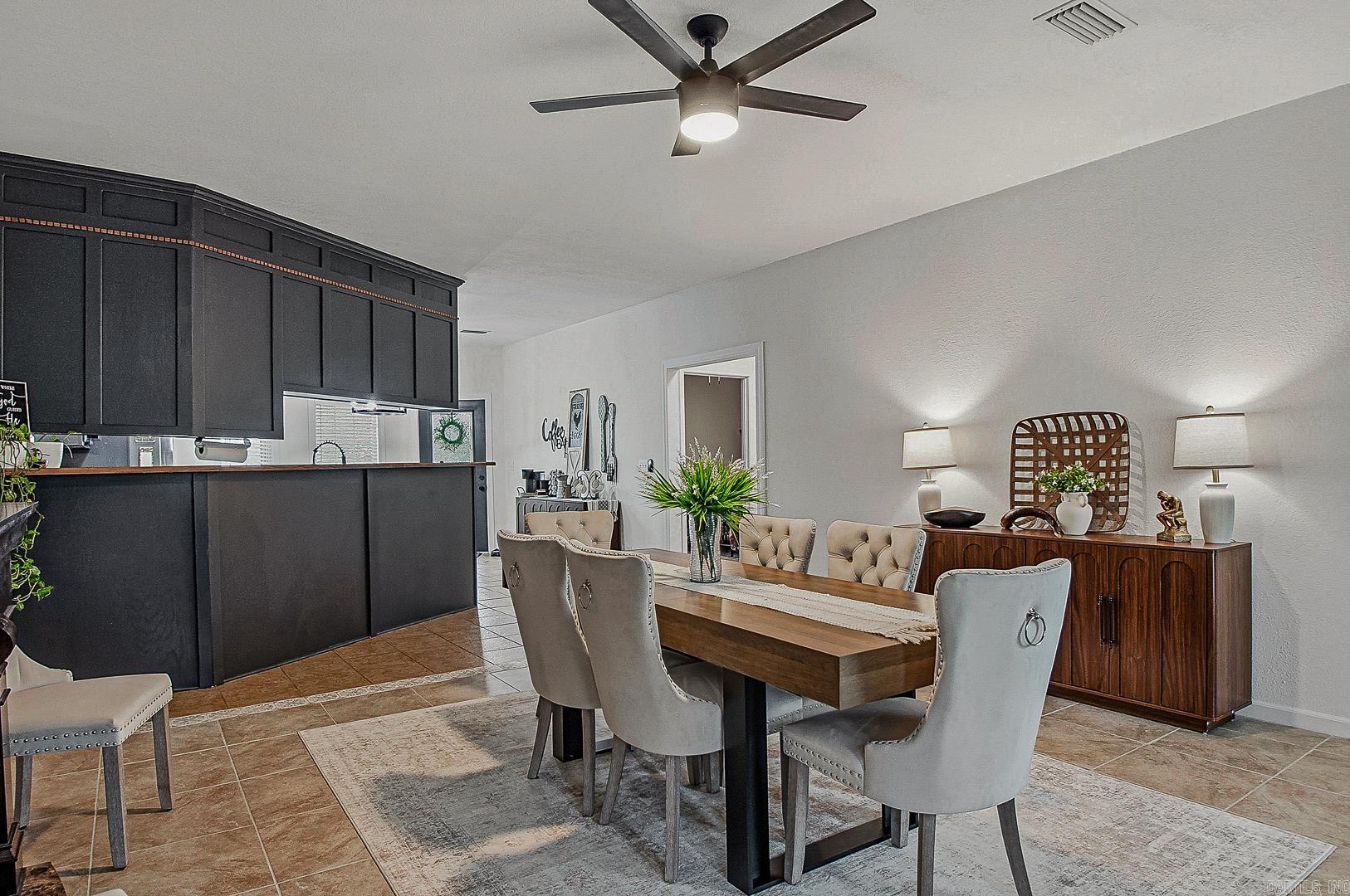 2135 Misenheimer  Mountain View, AR