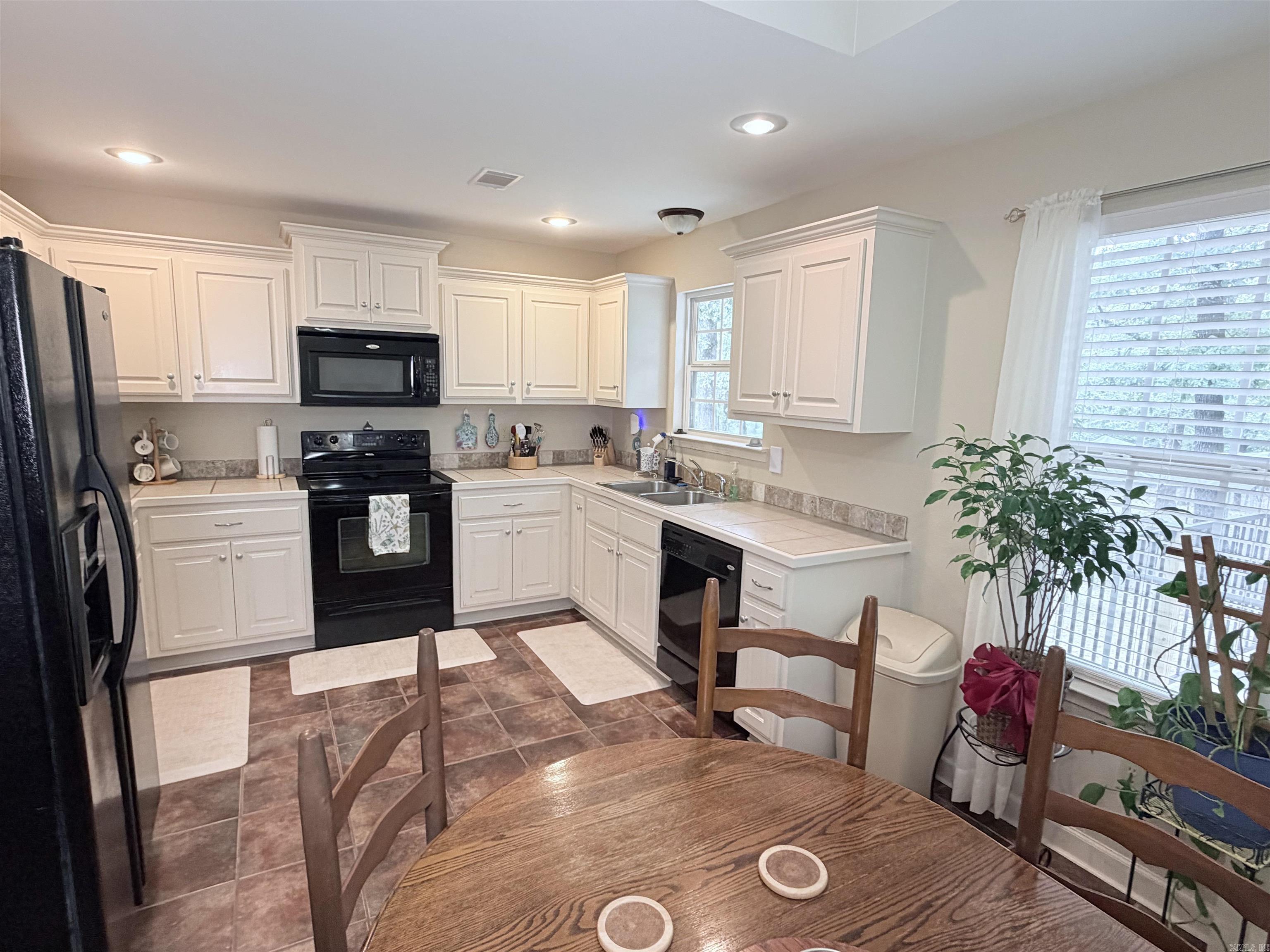 16 Oak Cliff  Damascus, AR