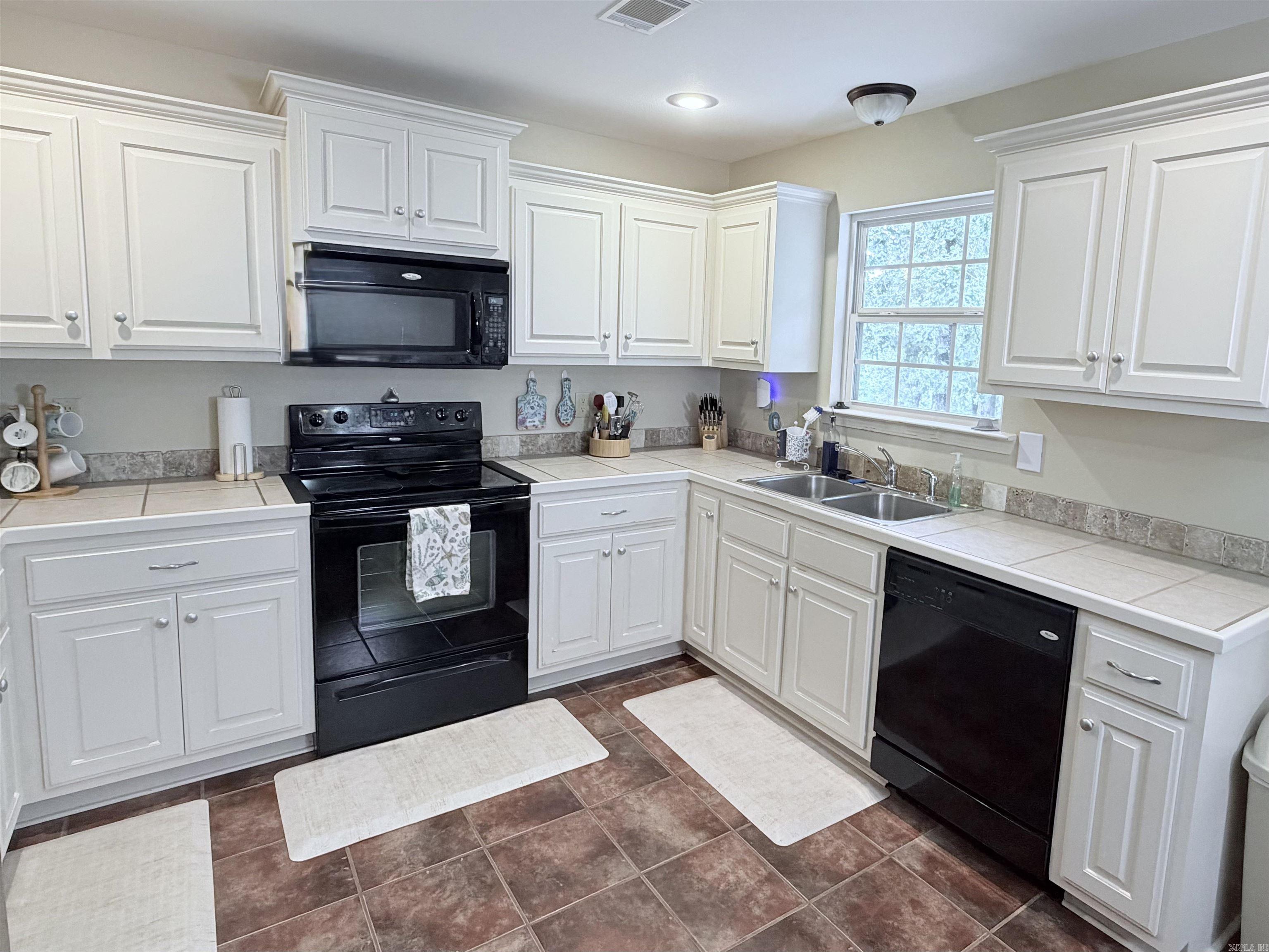 16 Oak Cliff  Damascus, AR