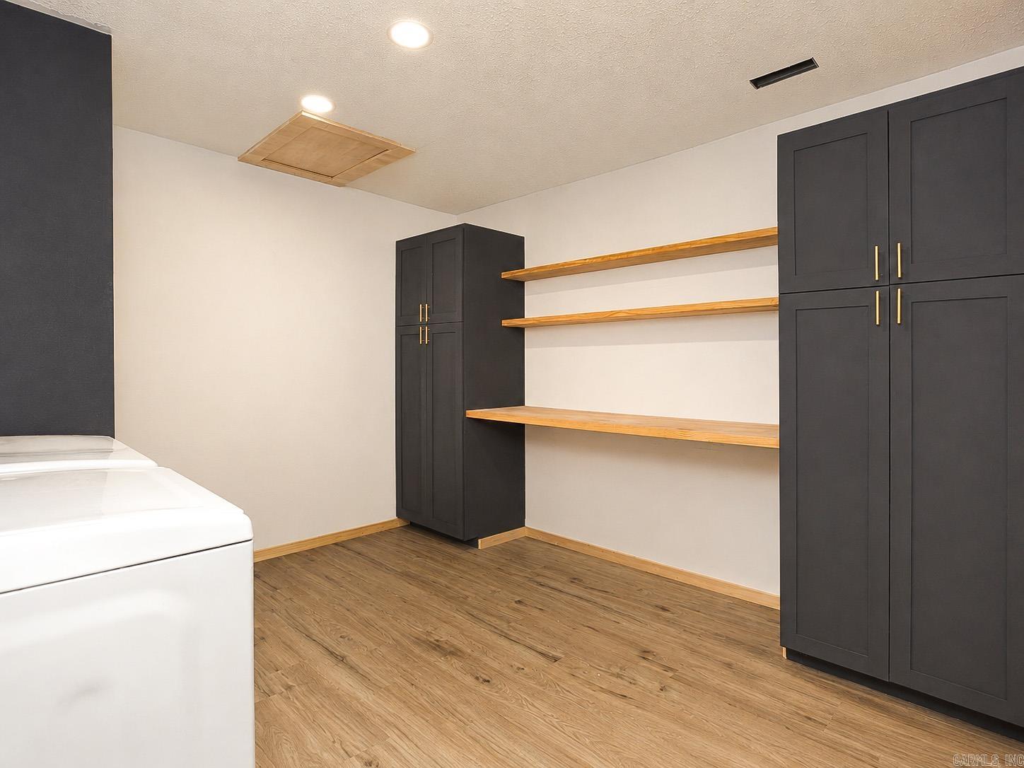 145 Biroja  Clinton, AR