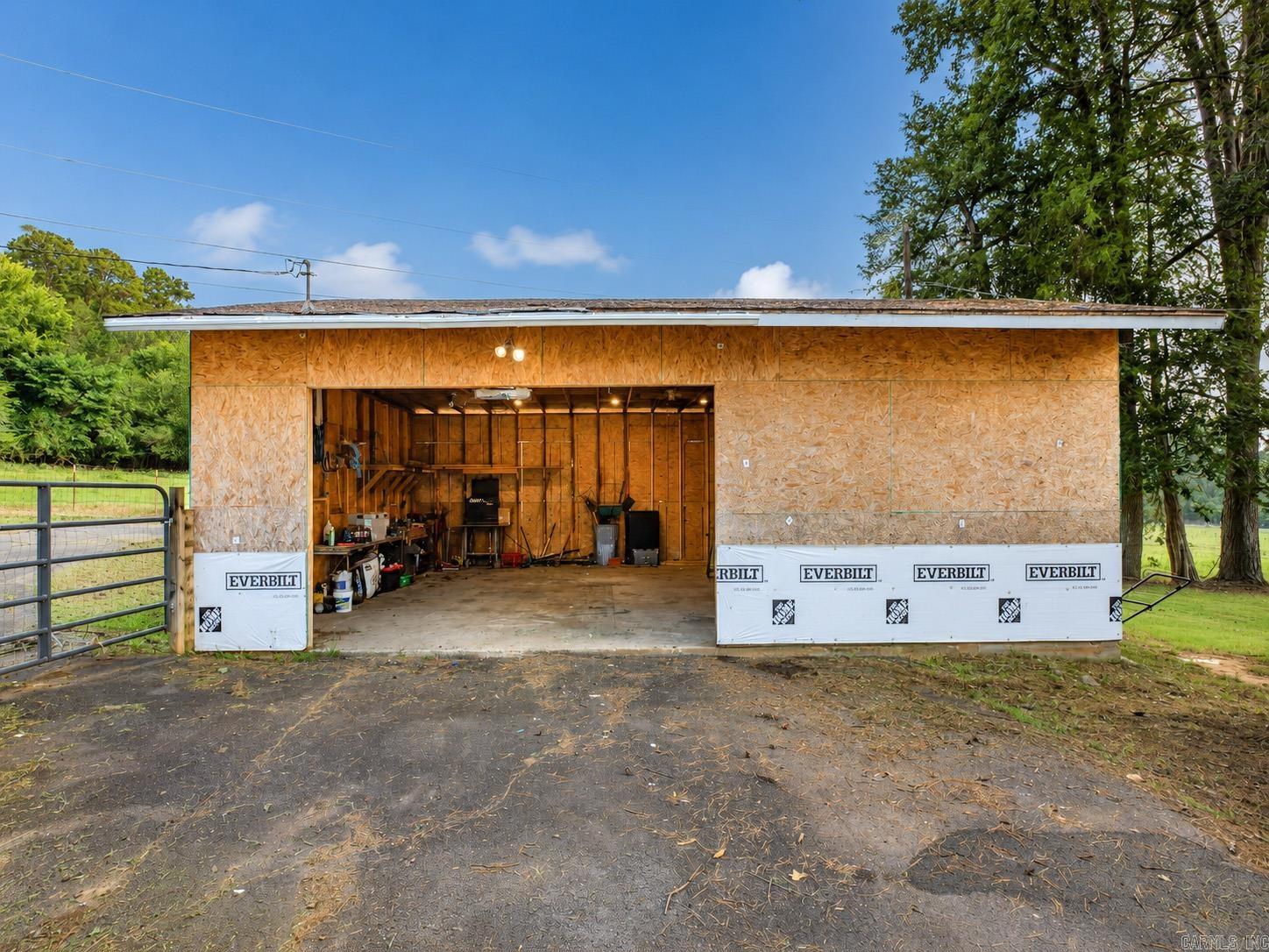 145 Biroja  Clinton, AR