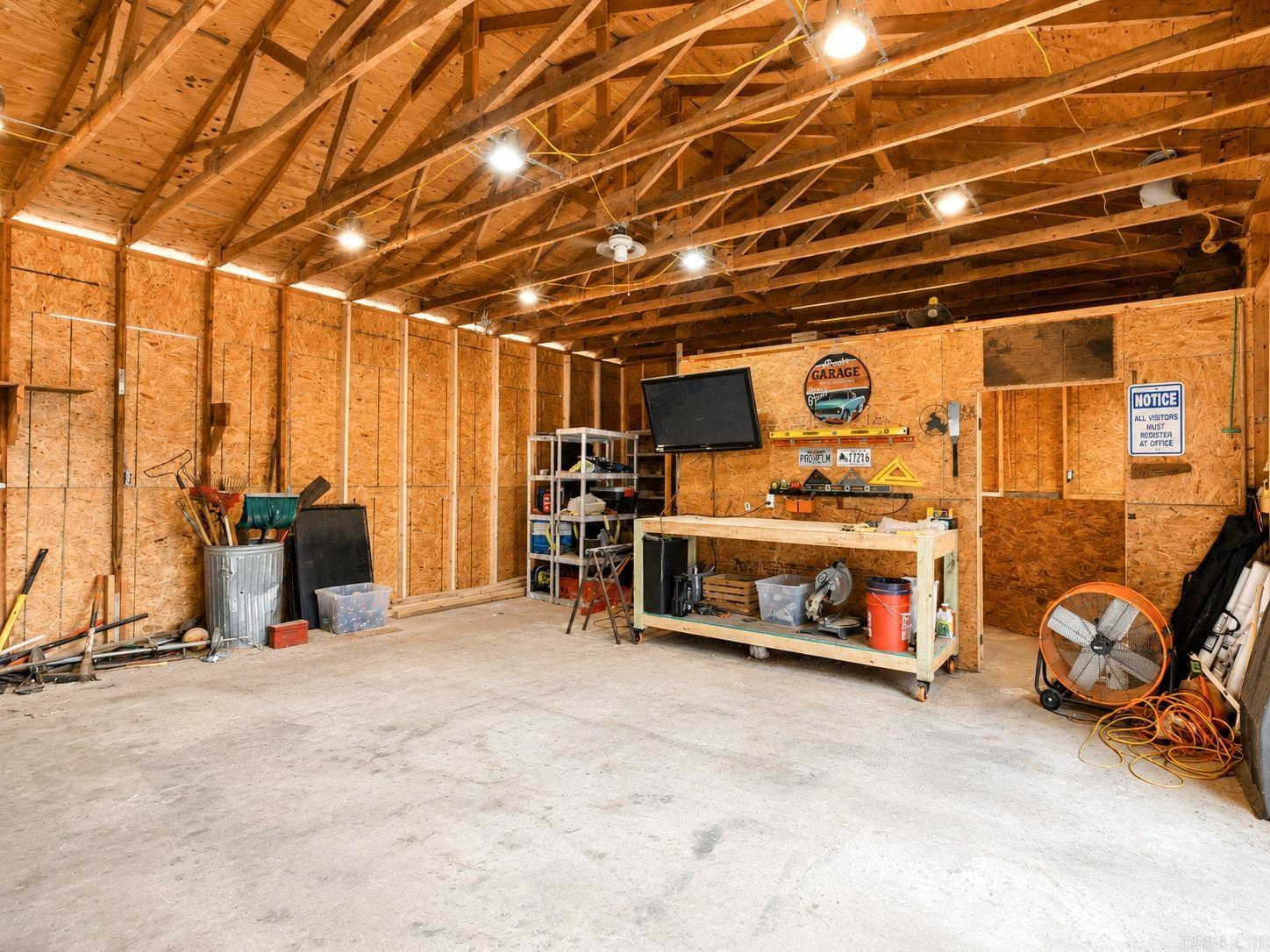 145 Biroja  Clinton, AR
