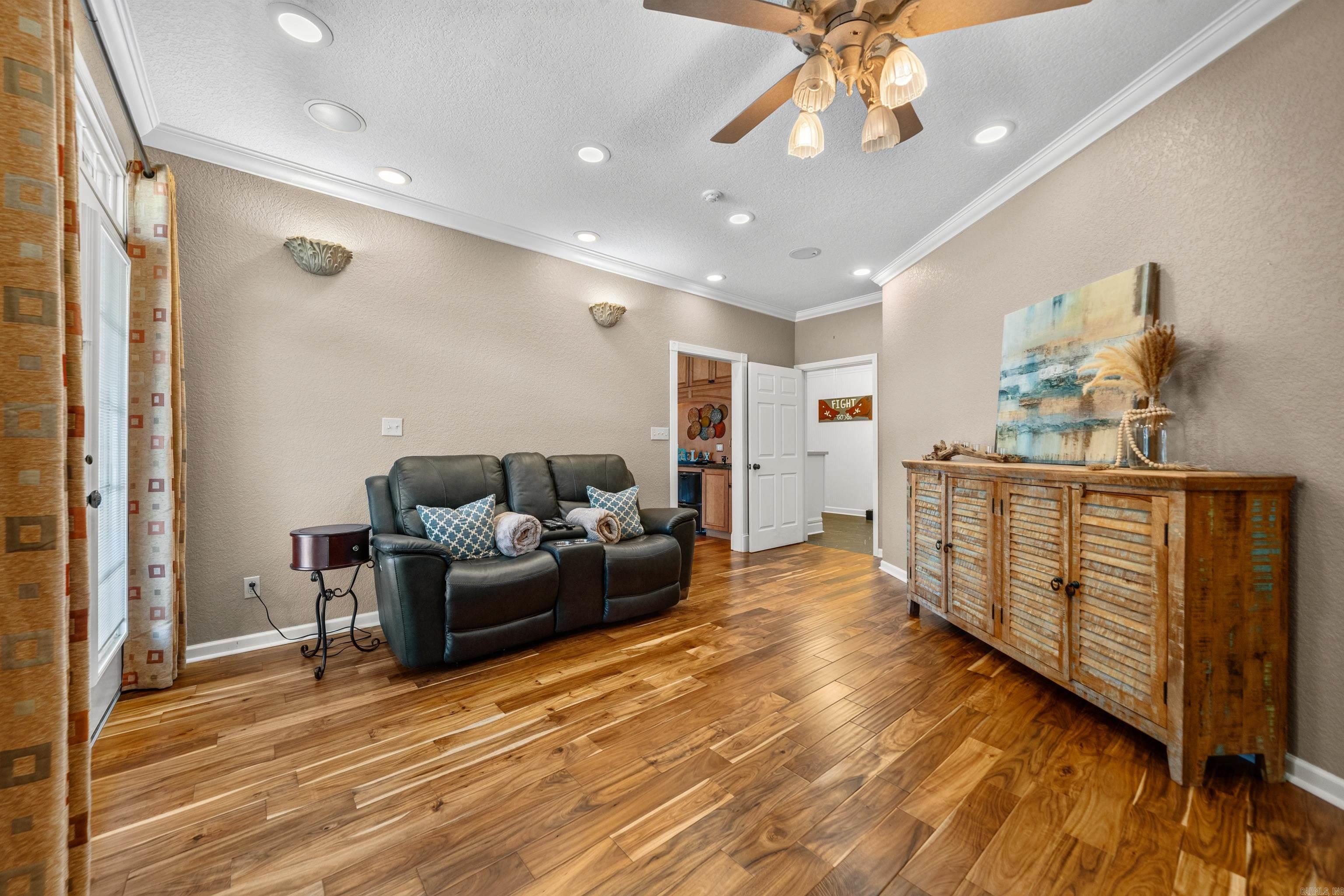 165 Paddock Point Hot Springs, AR 71913