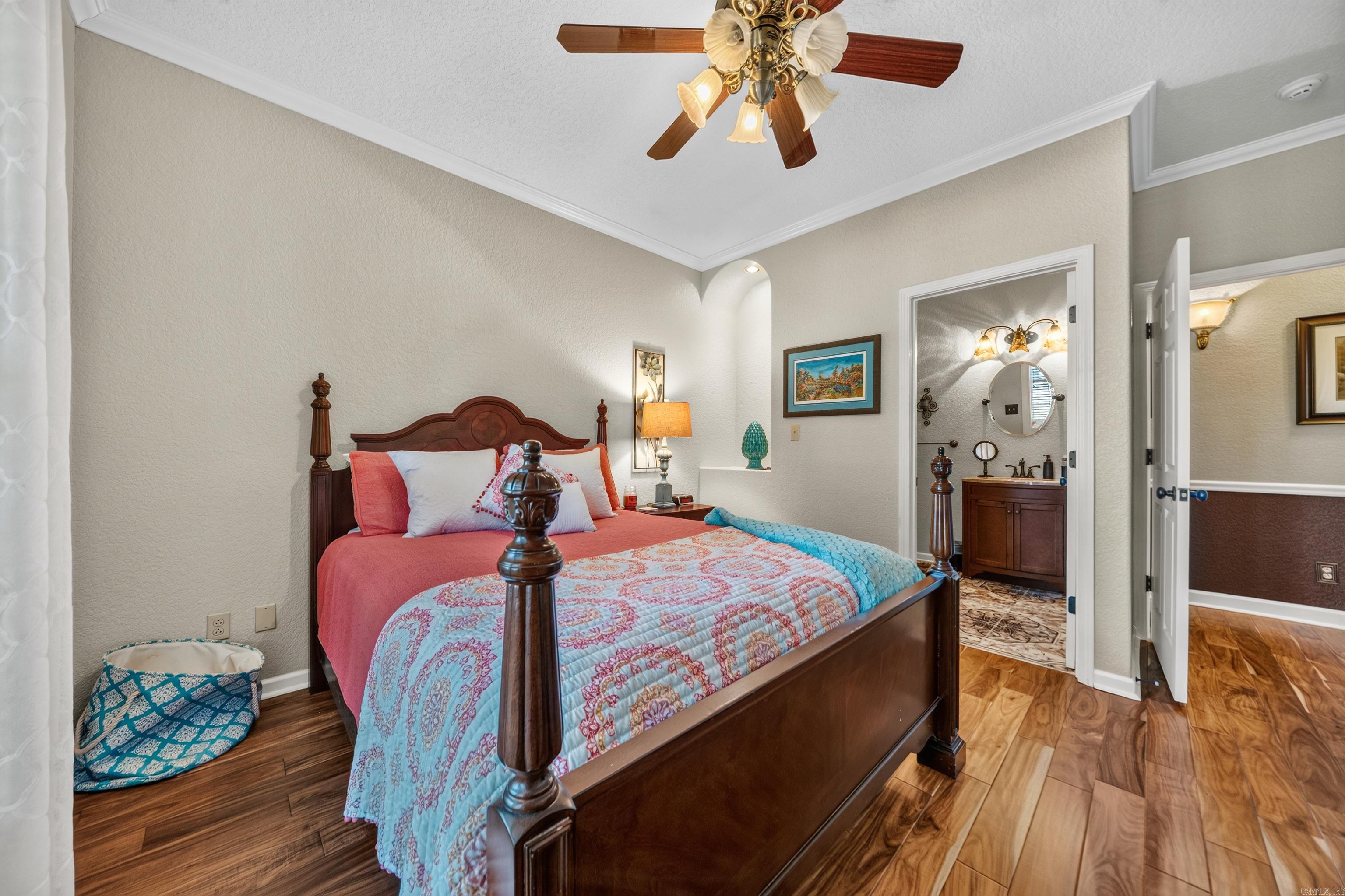 165 Paddock Point Hot Springs, AR 71913