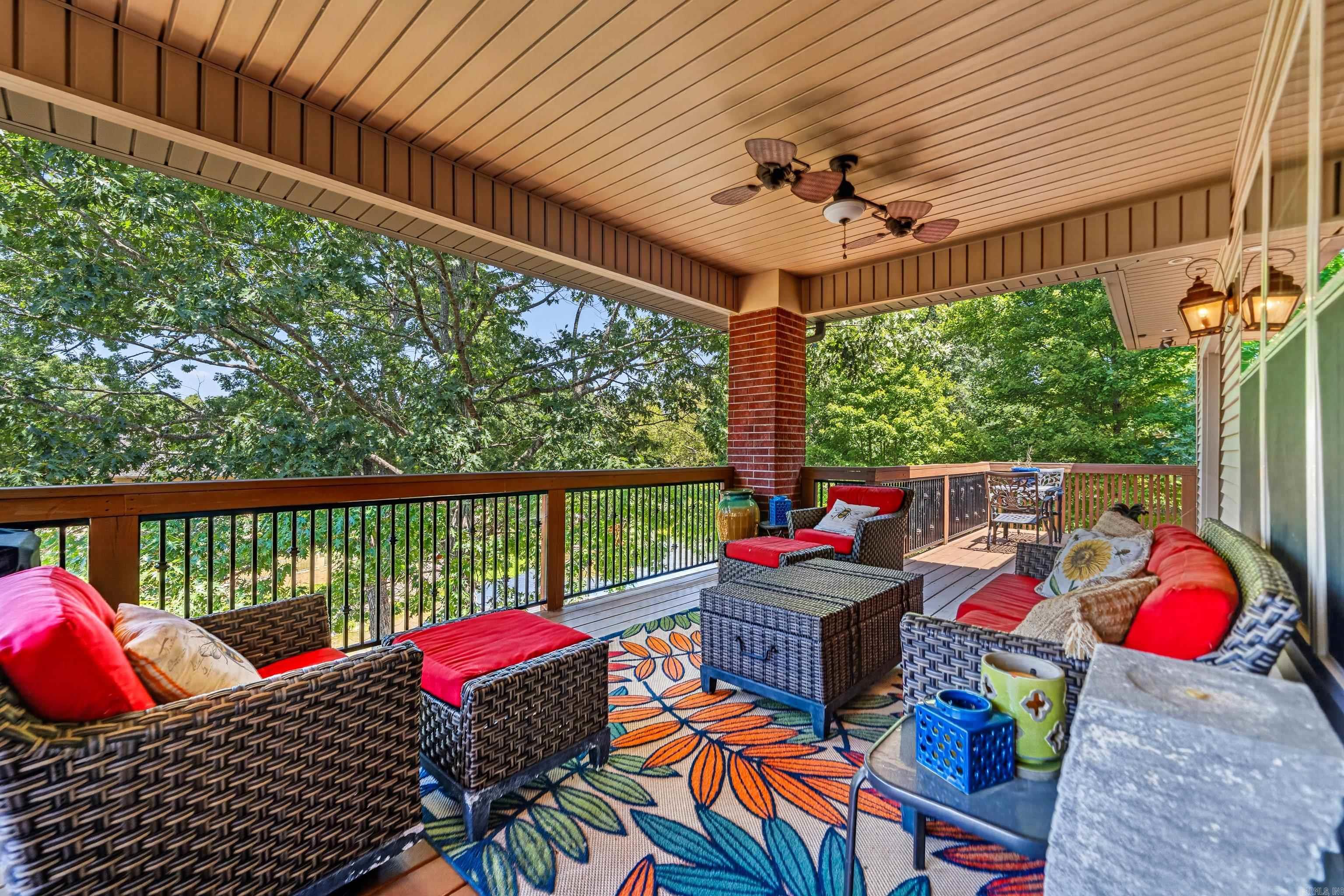 165 Paddock Point Hot Springs, AR 71913