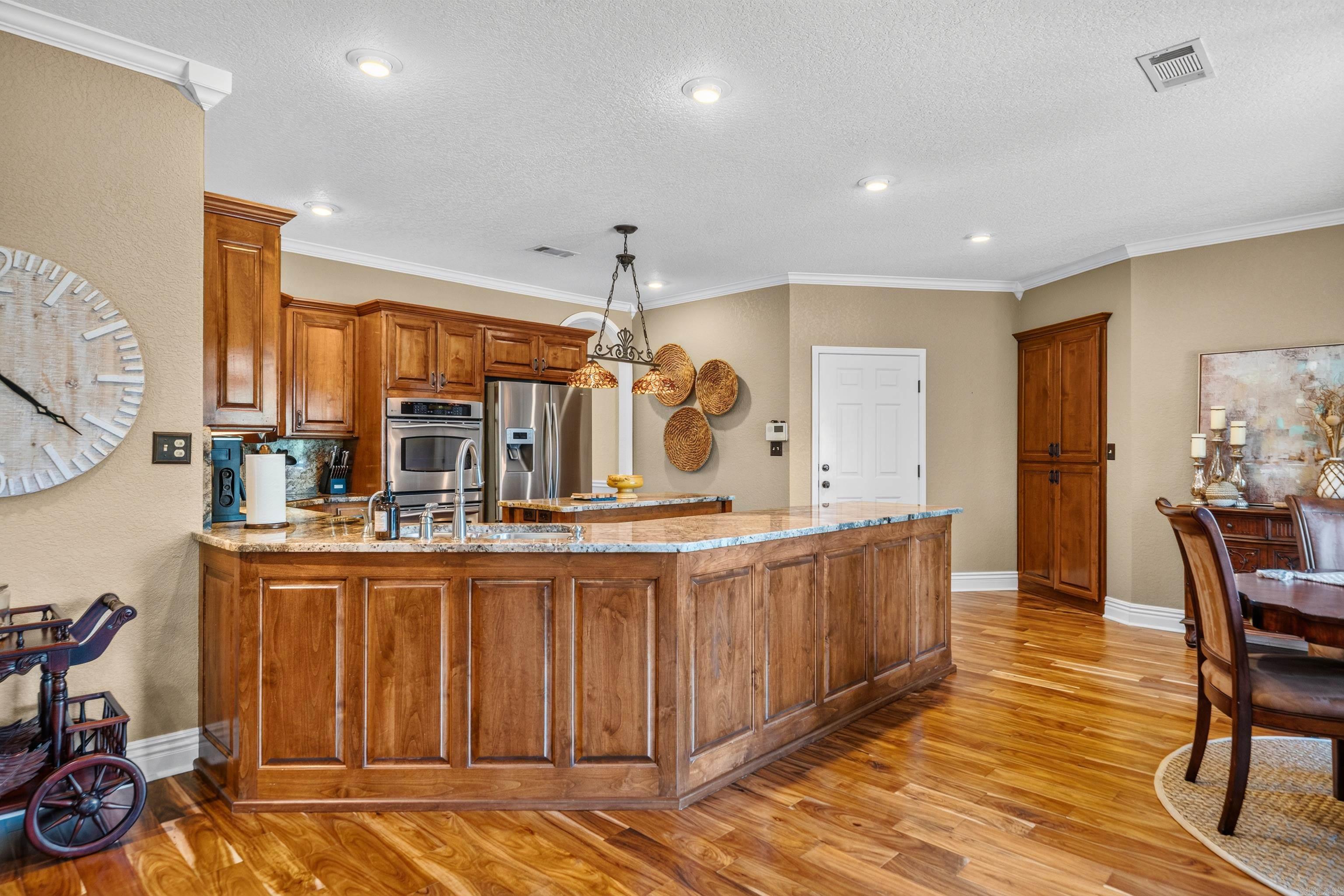 165 Paddock Point Hot Springs, AR 71913
