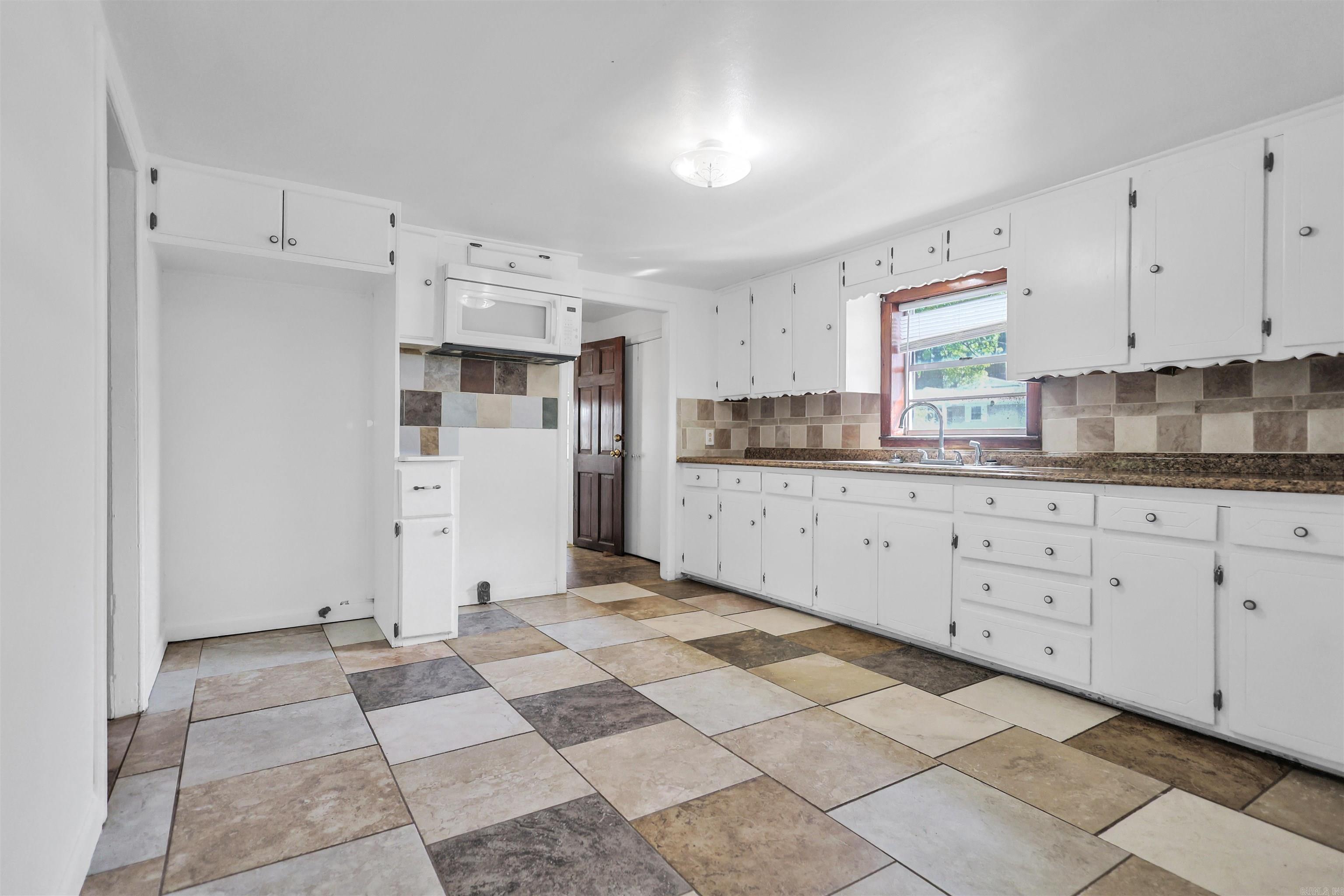 735 S 6th  Glenwood, AR