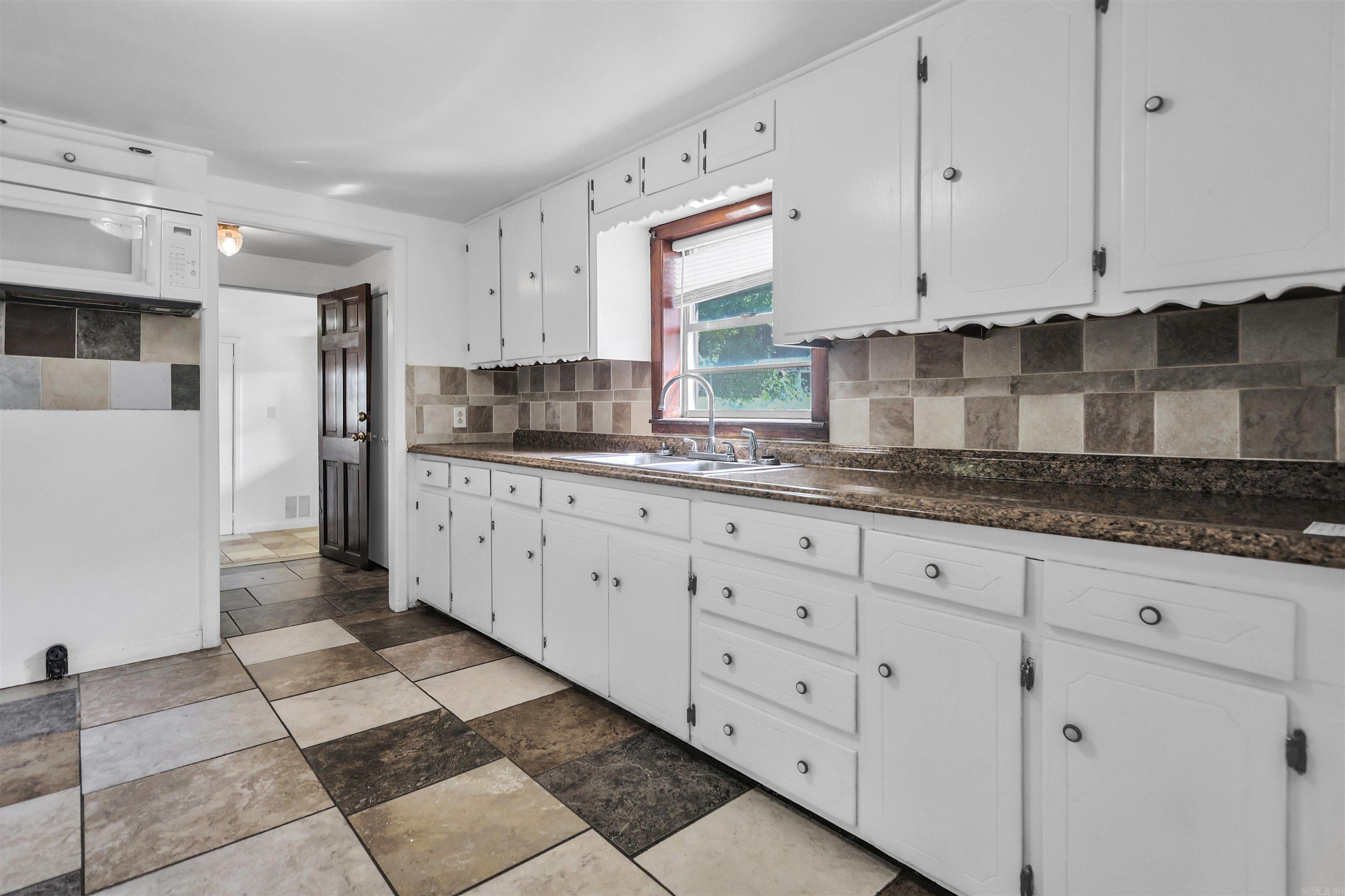 735 S 6th  Glenwood, AR