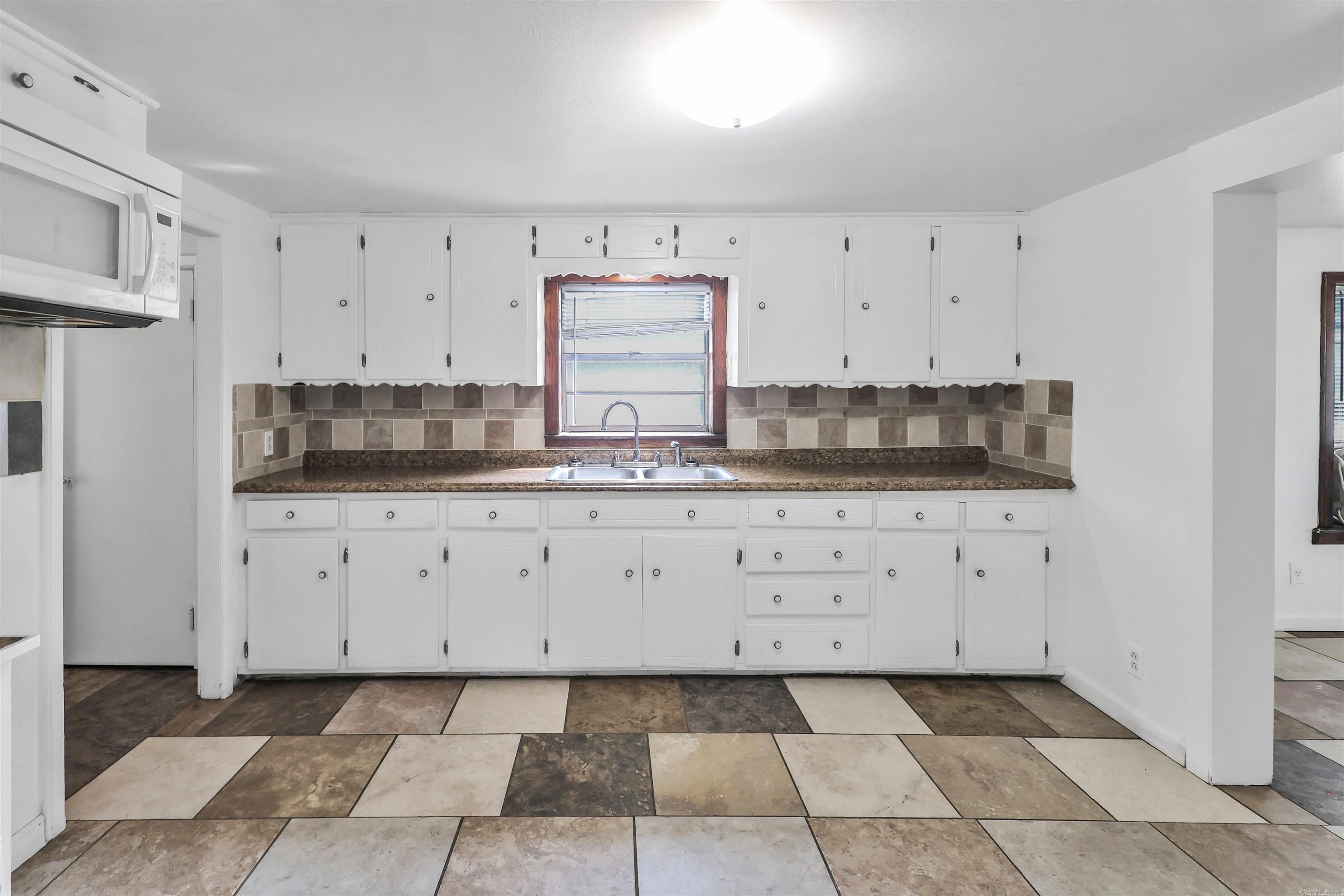 735 S 6th  Glenwood, AR