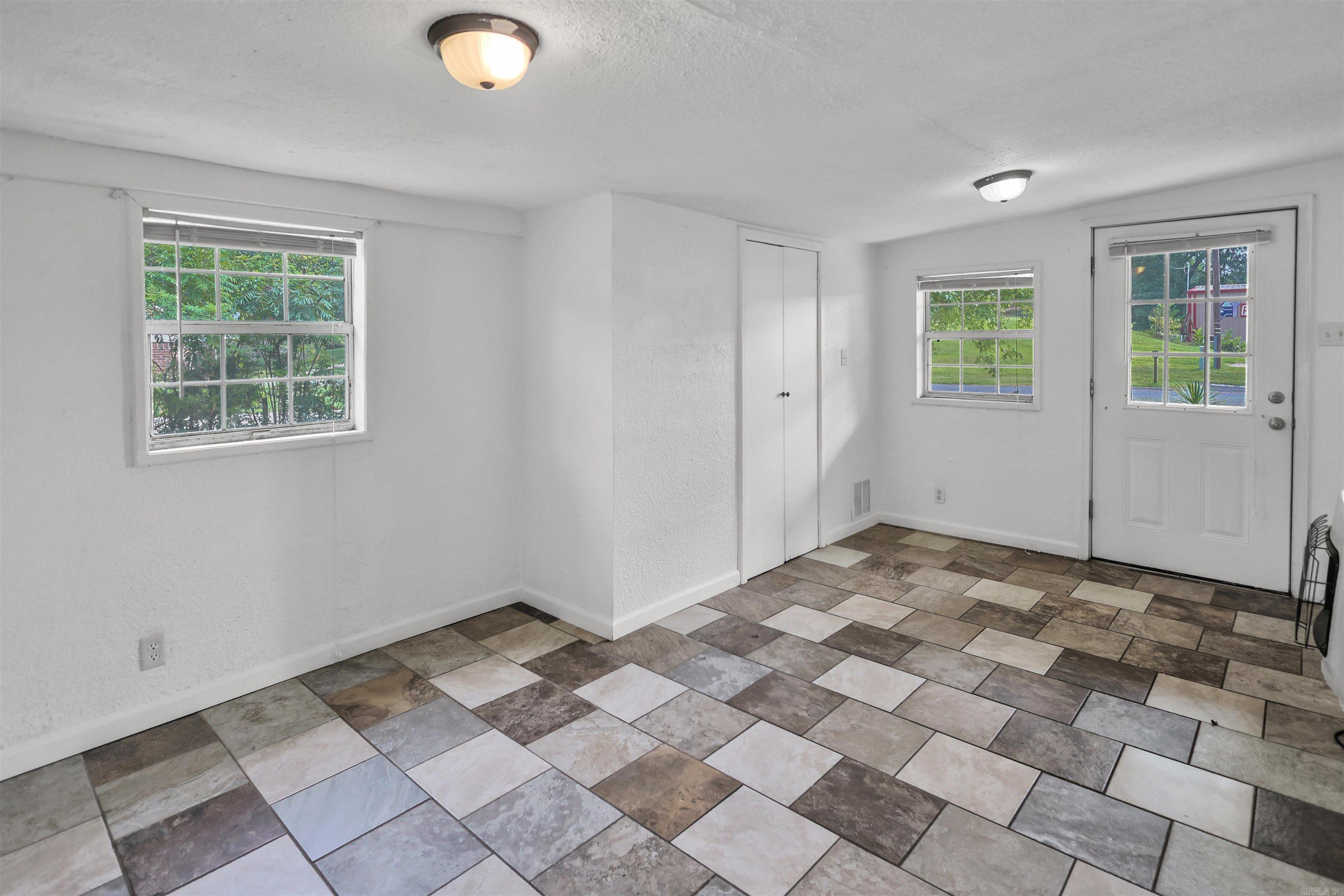 735 S 6th  Glenwood, AR