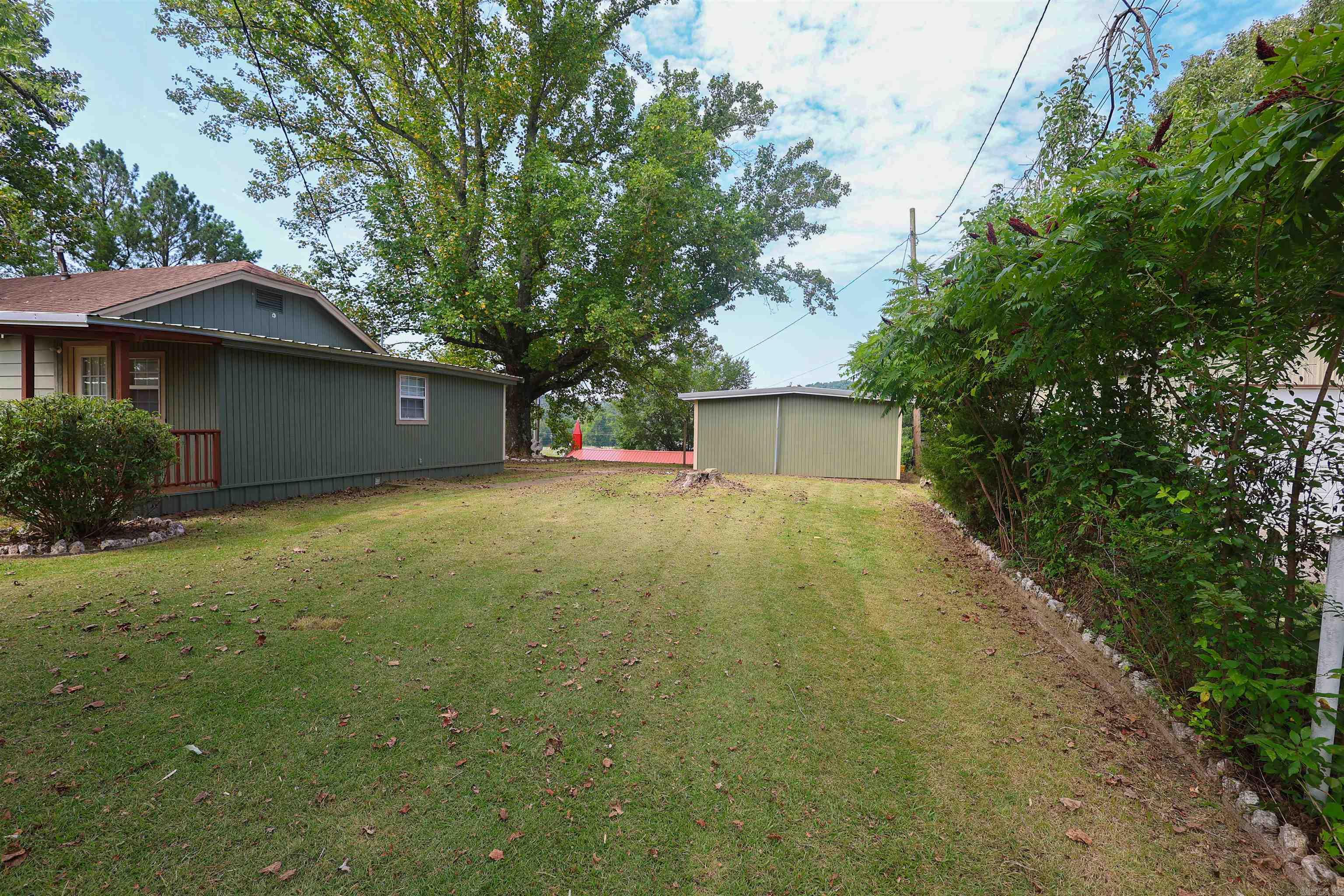 735 S 6th  Glenwood, AR