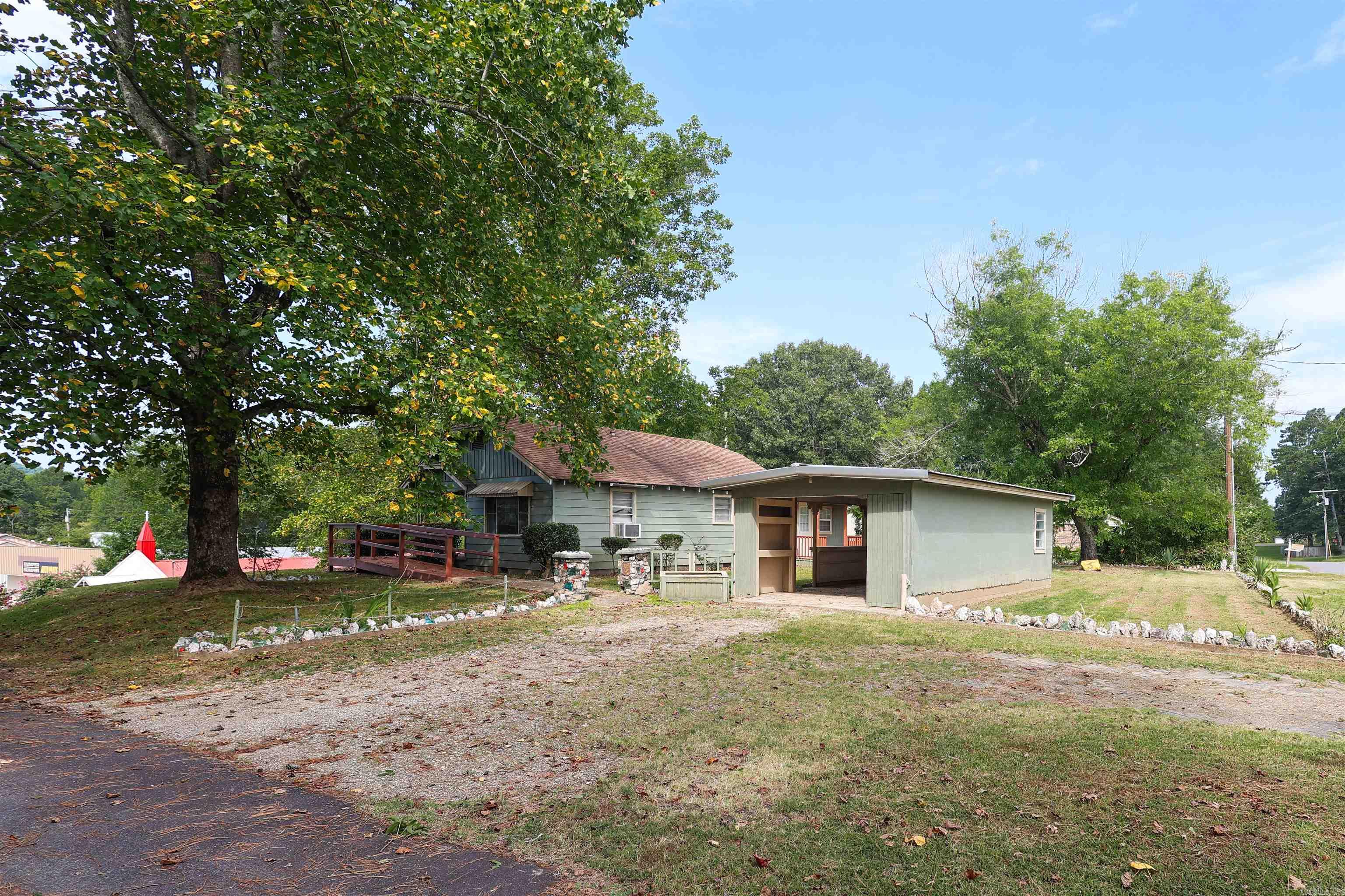 735 S 6th  Glenwood, AR