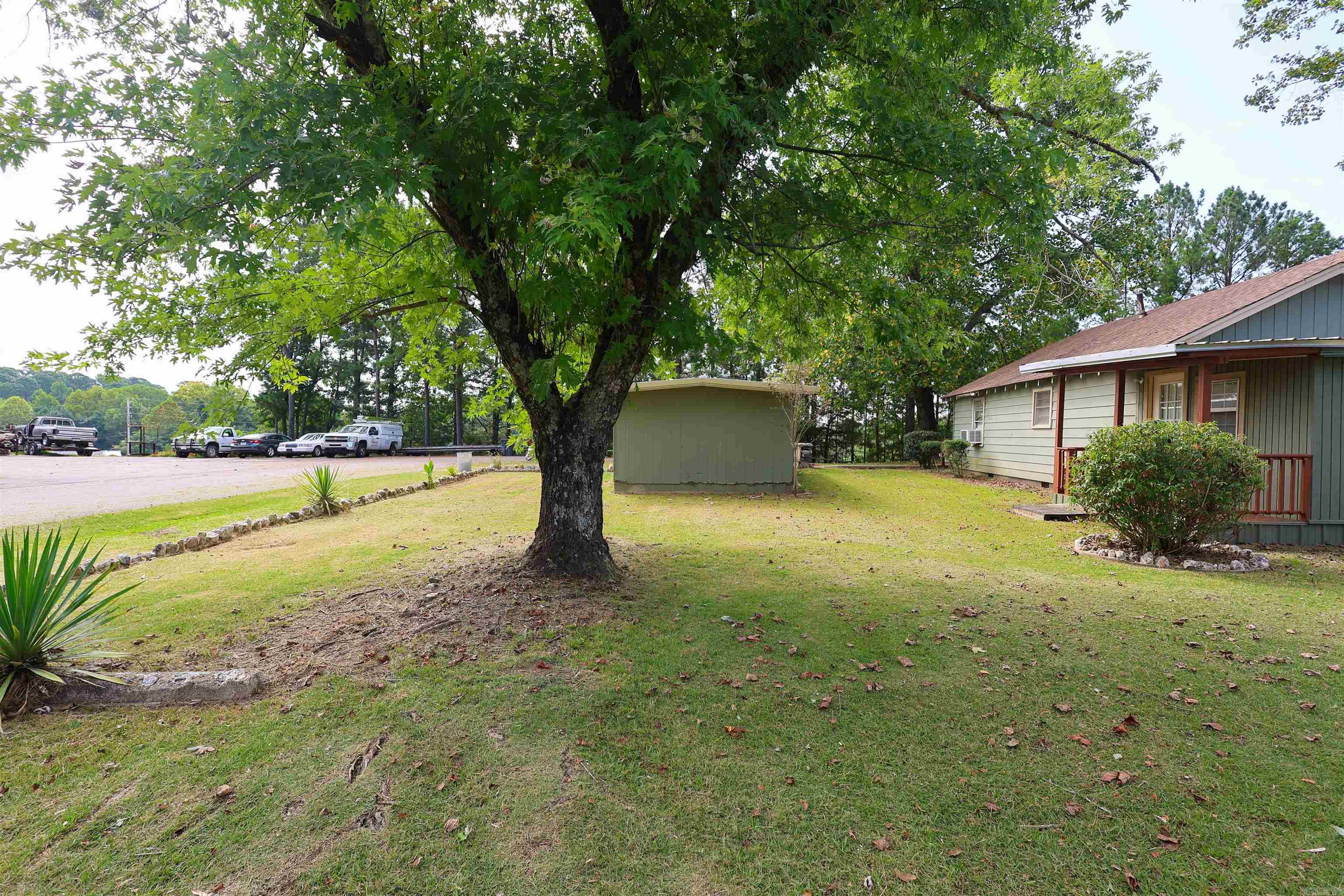 735 S 6th  Glenwood, AR