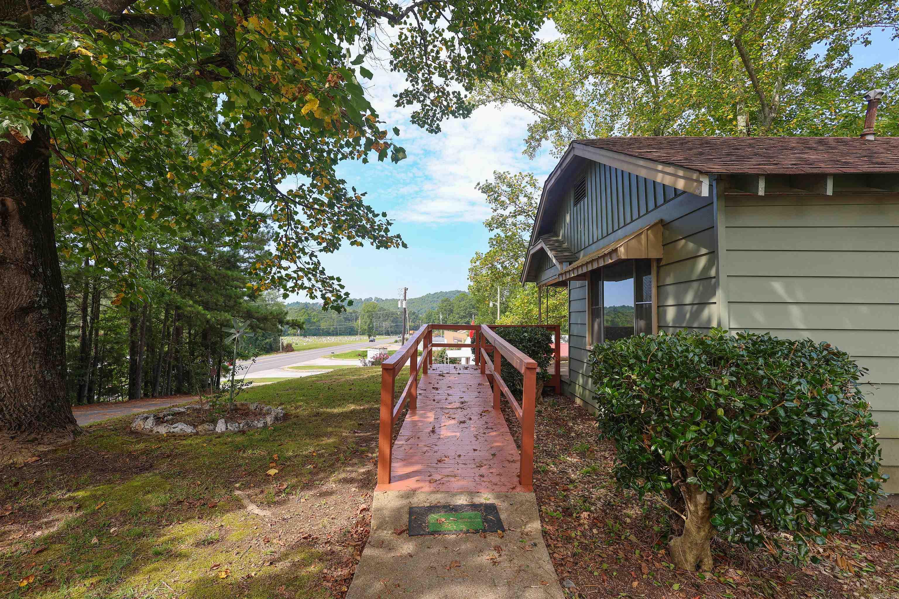 735 S 6th  Glenwood, AR