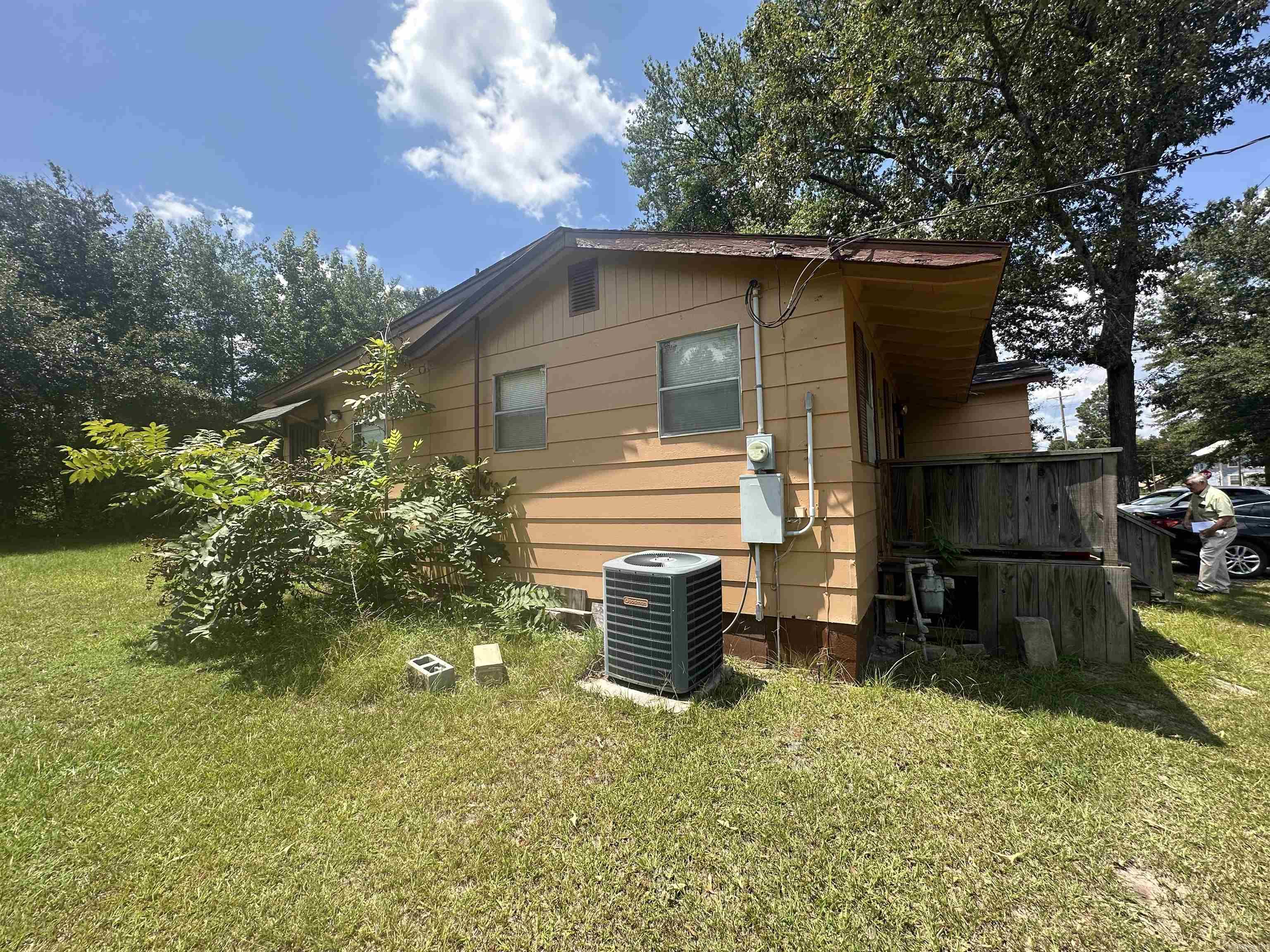 105 E 6th  Fordyce, AR