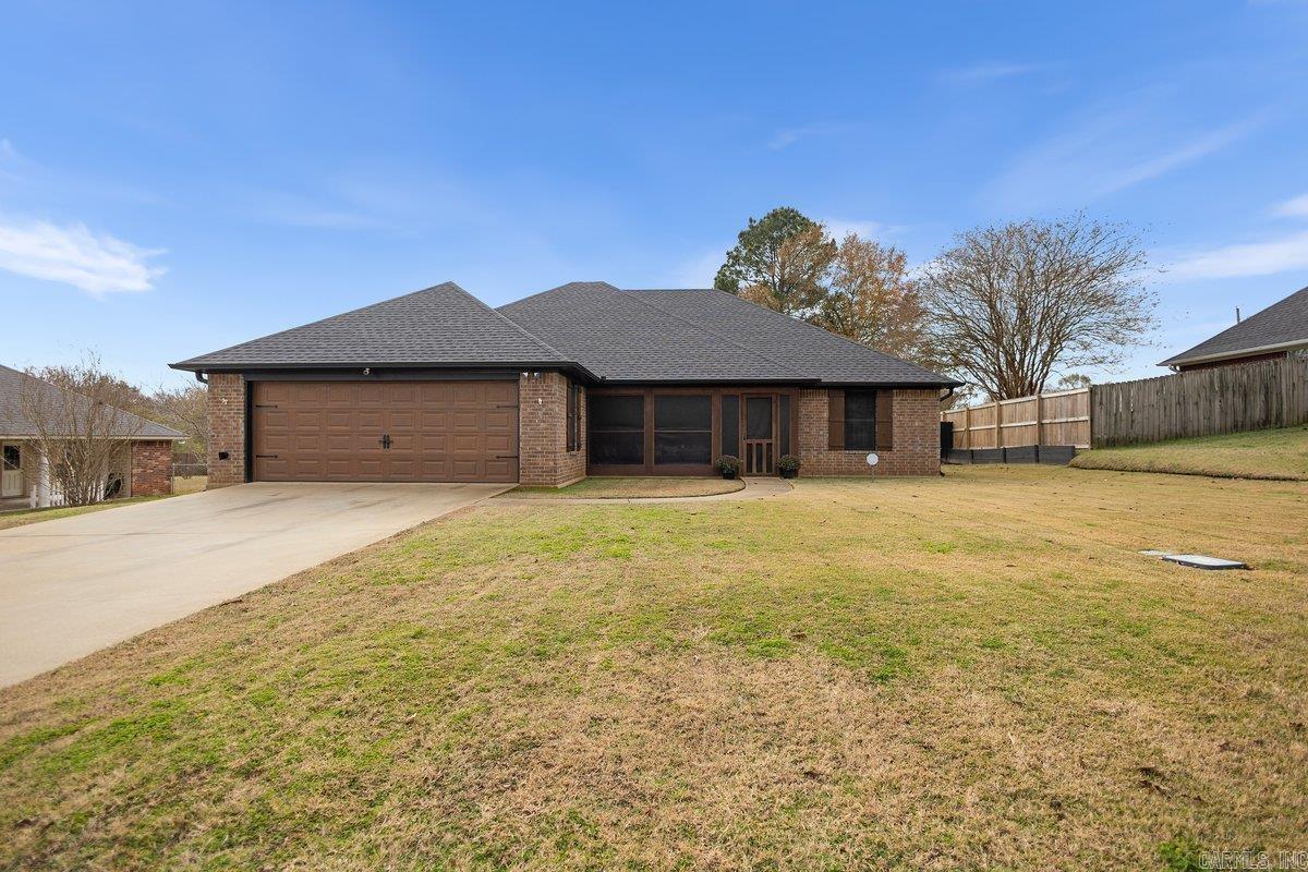 202 Spring Valley Rd  Queen City, TX