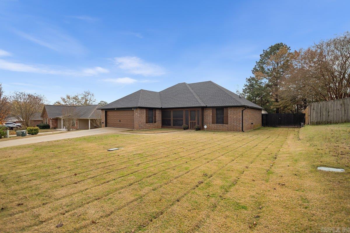 202 Spring Valley Rd  Queen City, TX