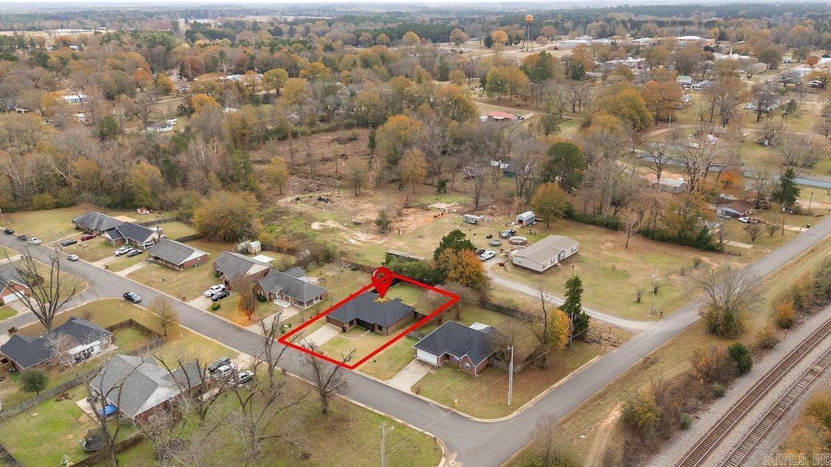 202 Spring Valley Rd  Queen City, TX
