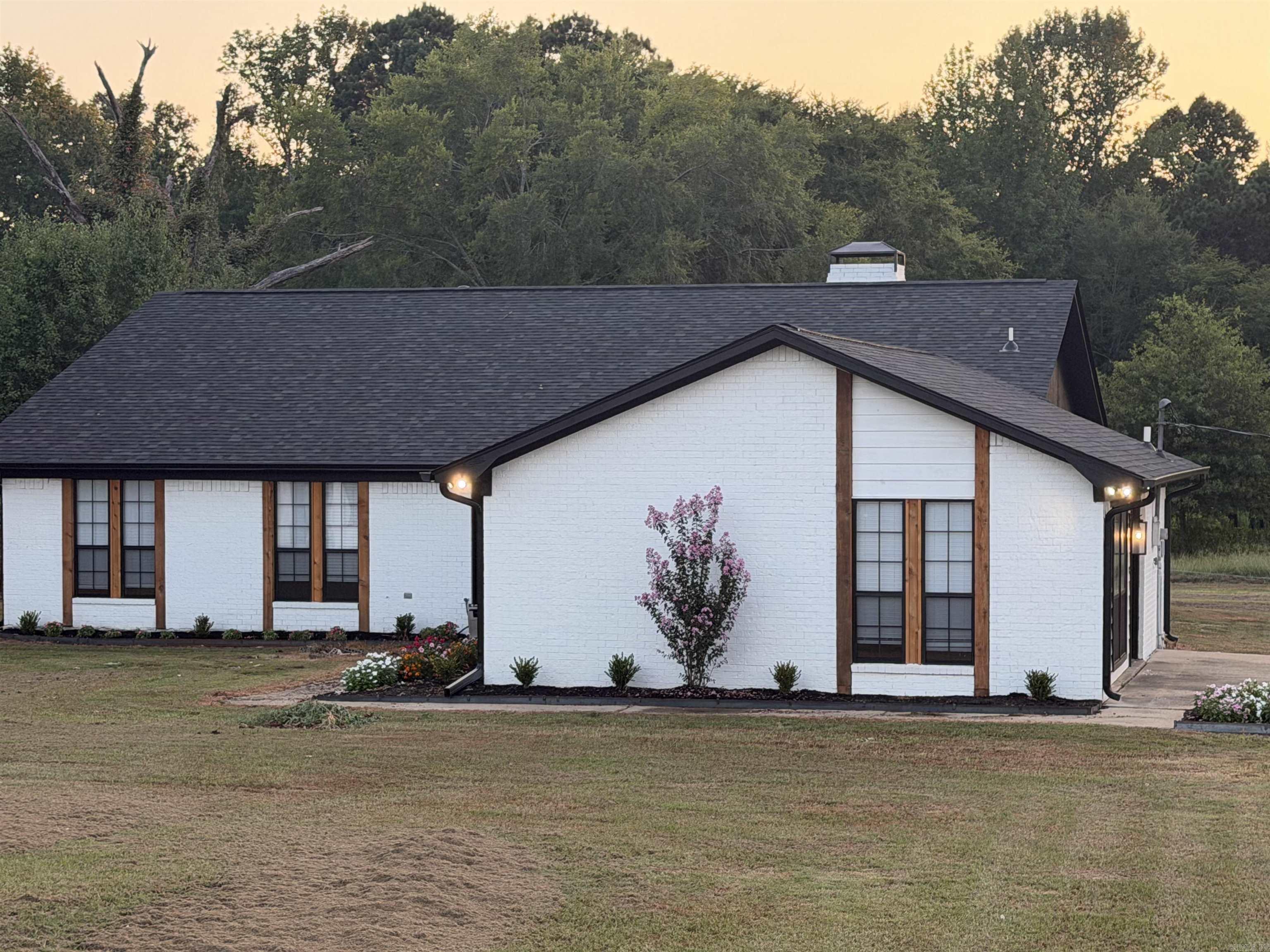 6175 LINE FERRY RD  Texarkana, AR