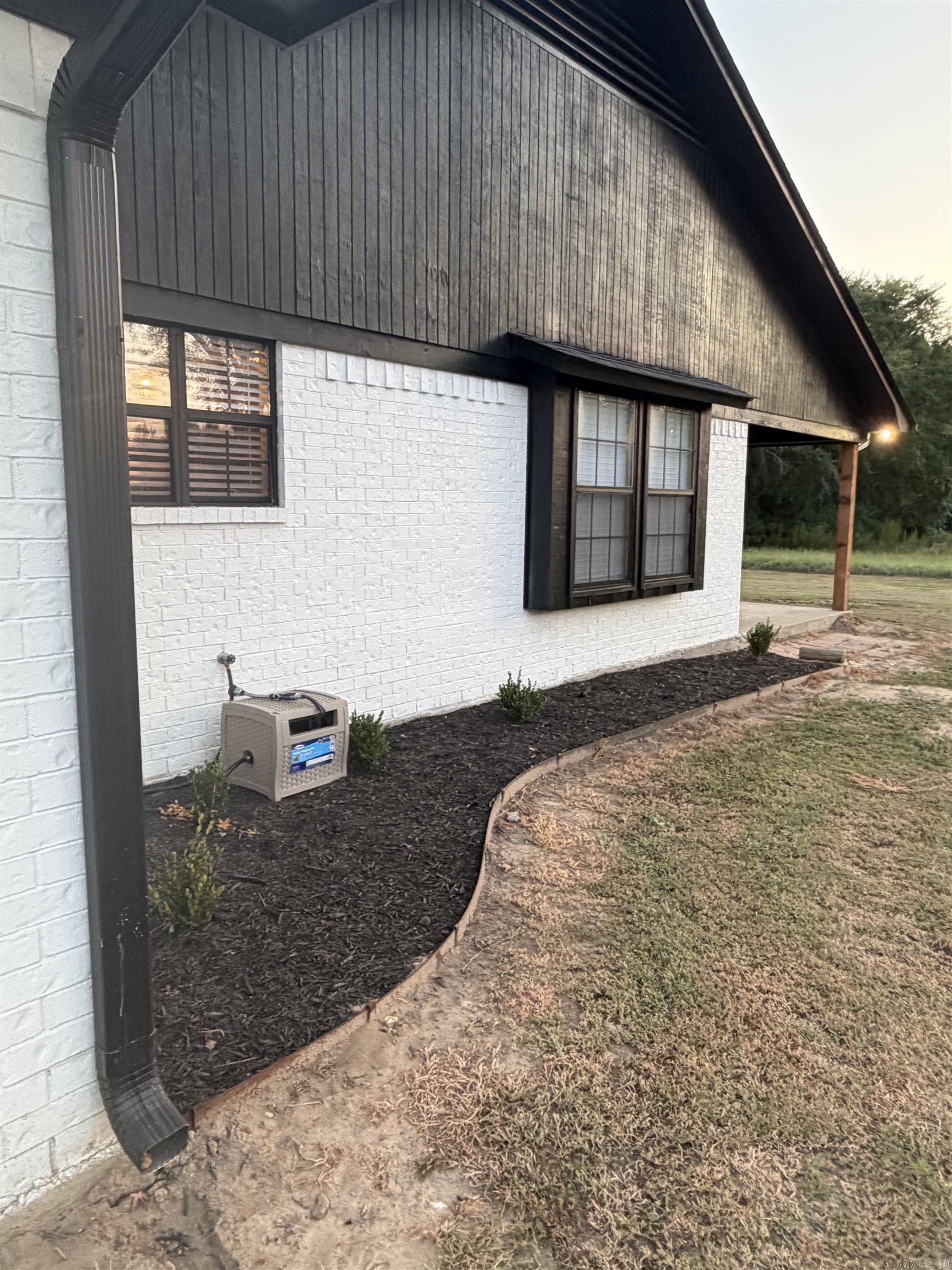 6175 LINE FERRY RD  Texarkana, AR