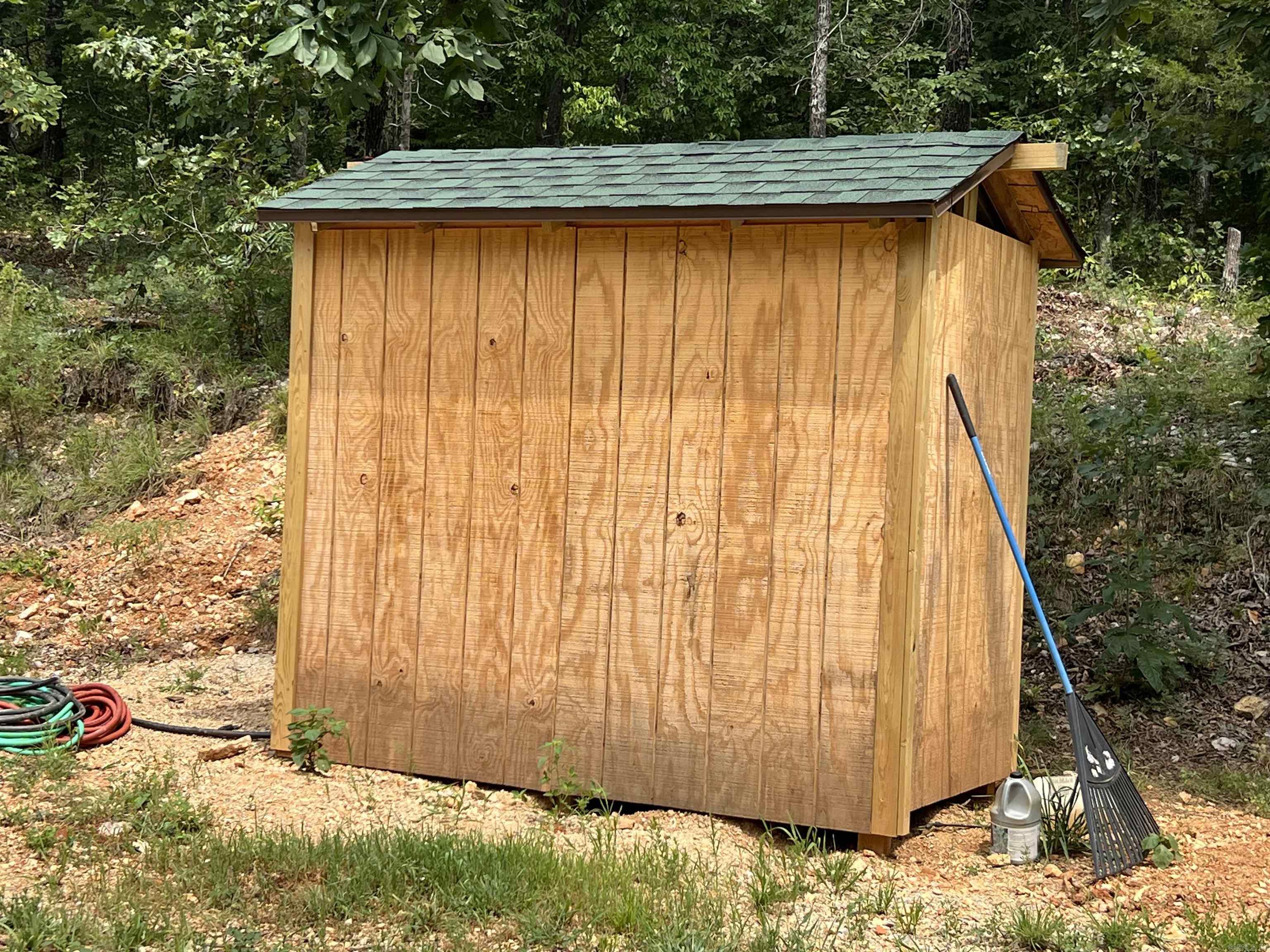 528 Black Oak Road