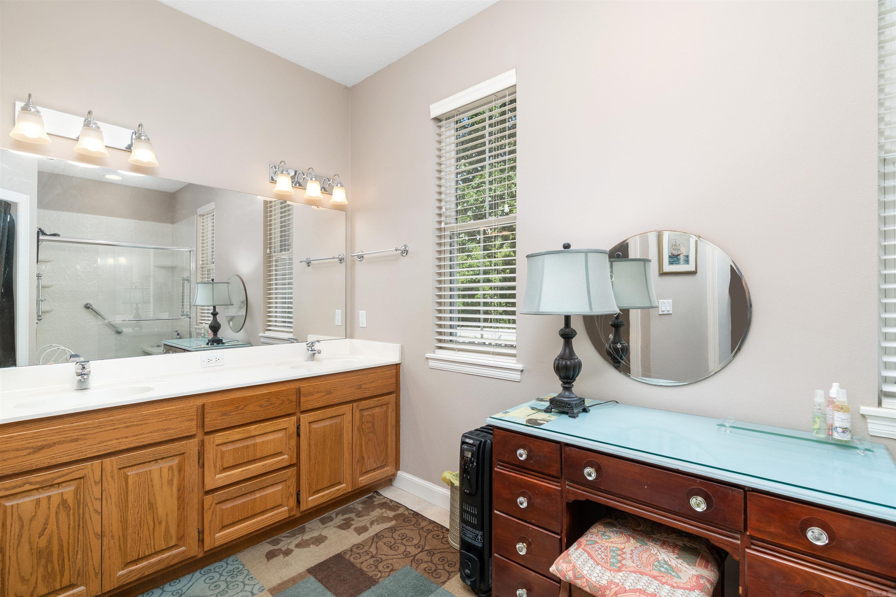 106 Cifuentes Way  Hot Springs Village, AR