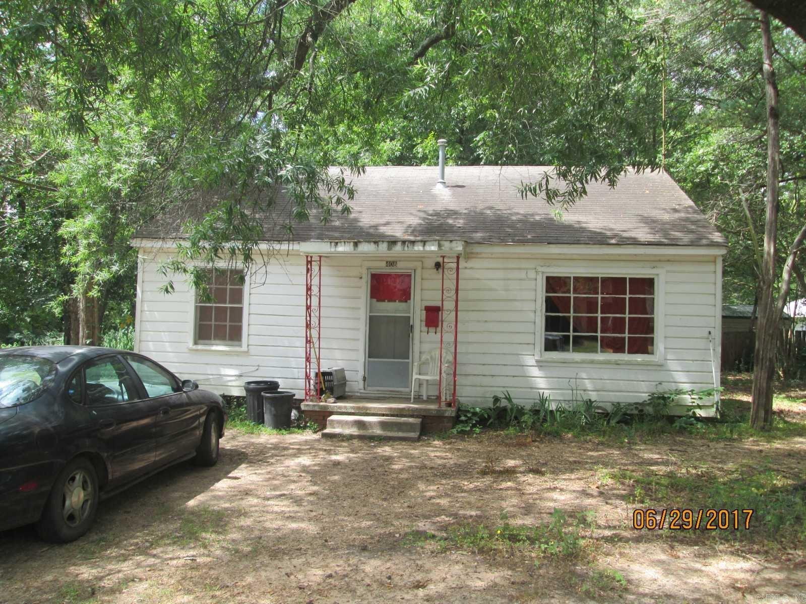 408  Calvin St  Stamps, AR
