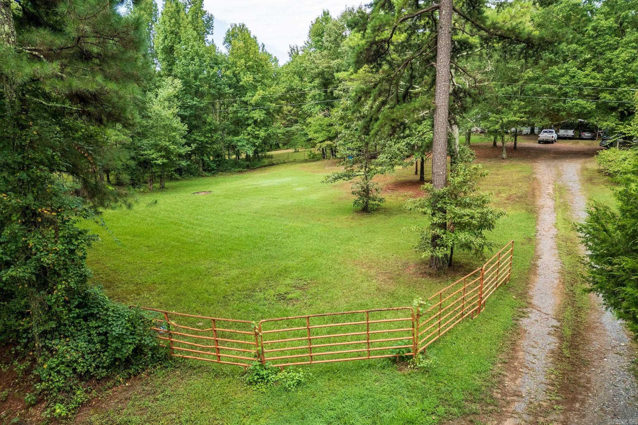 227 Hassin Road  Pearcy, AR