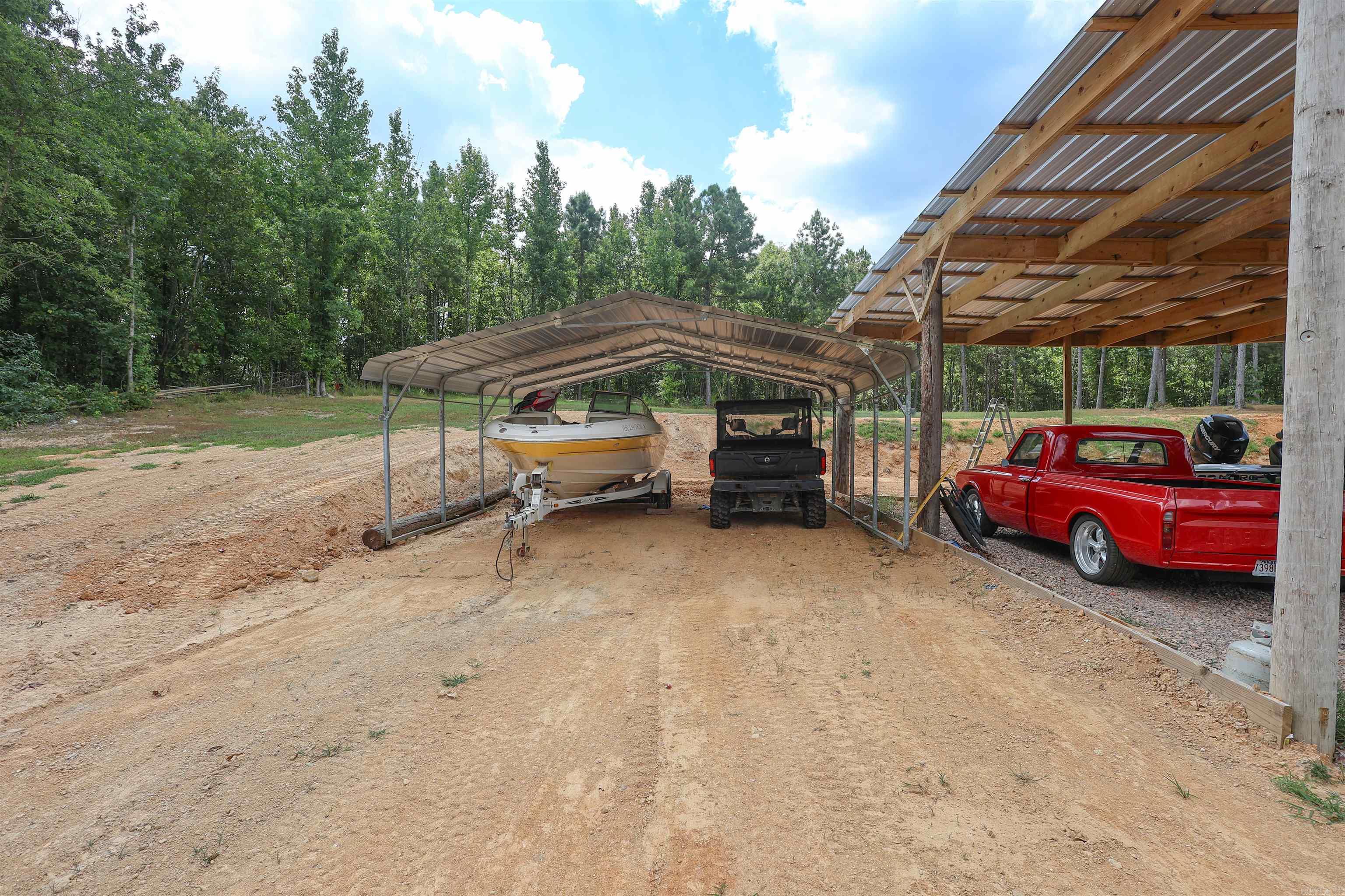 28 Mason  Amity, AR