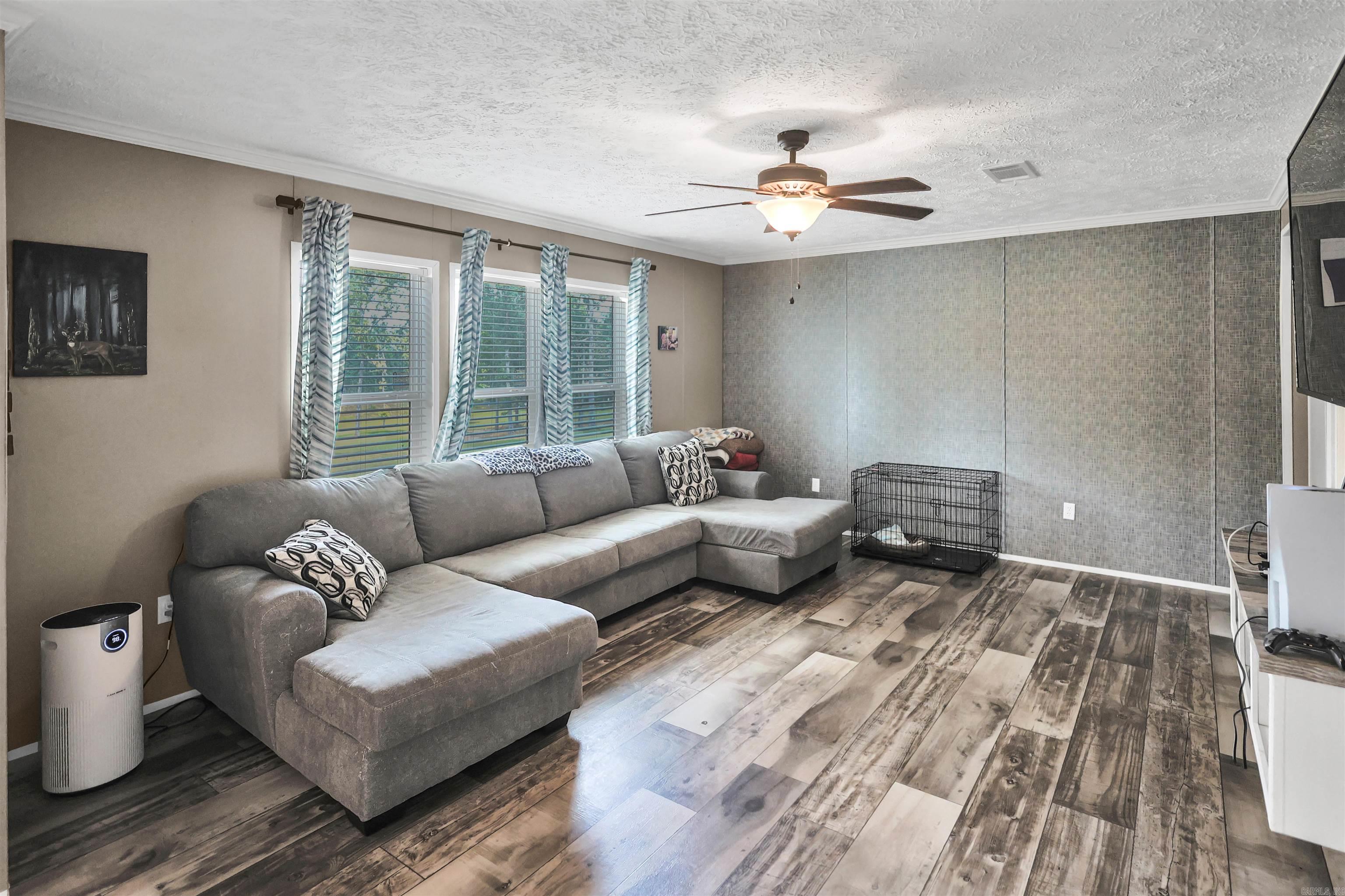 28 Mason  Amity, AR