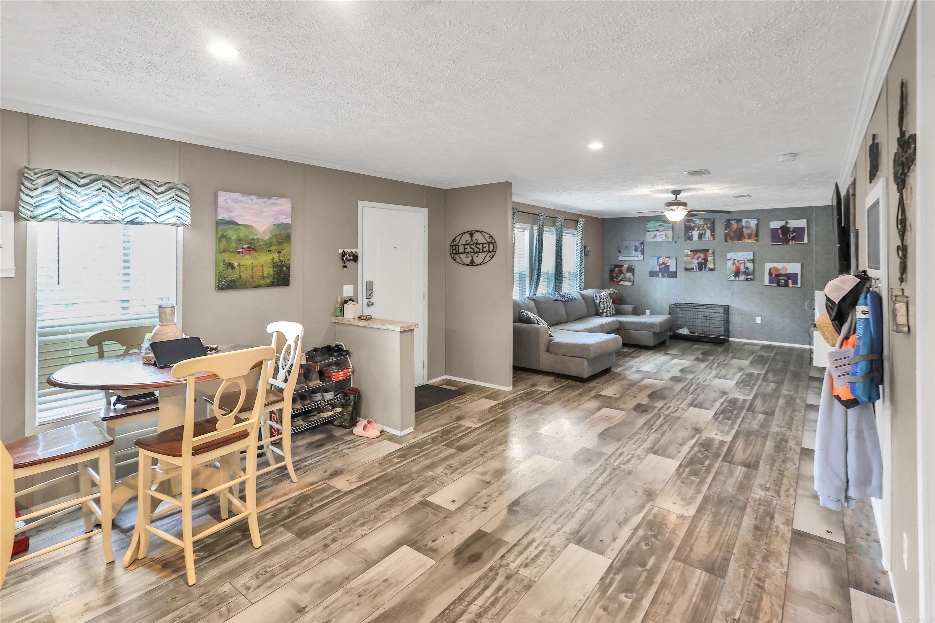 28 Mason  Amity, AR