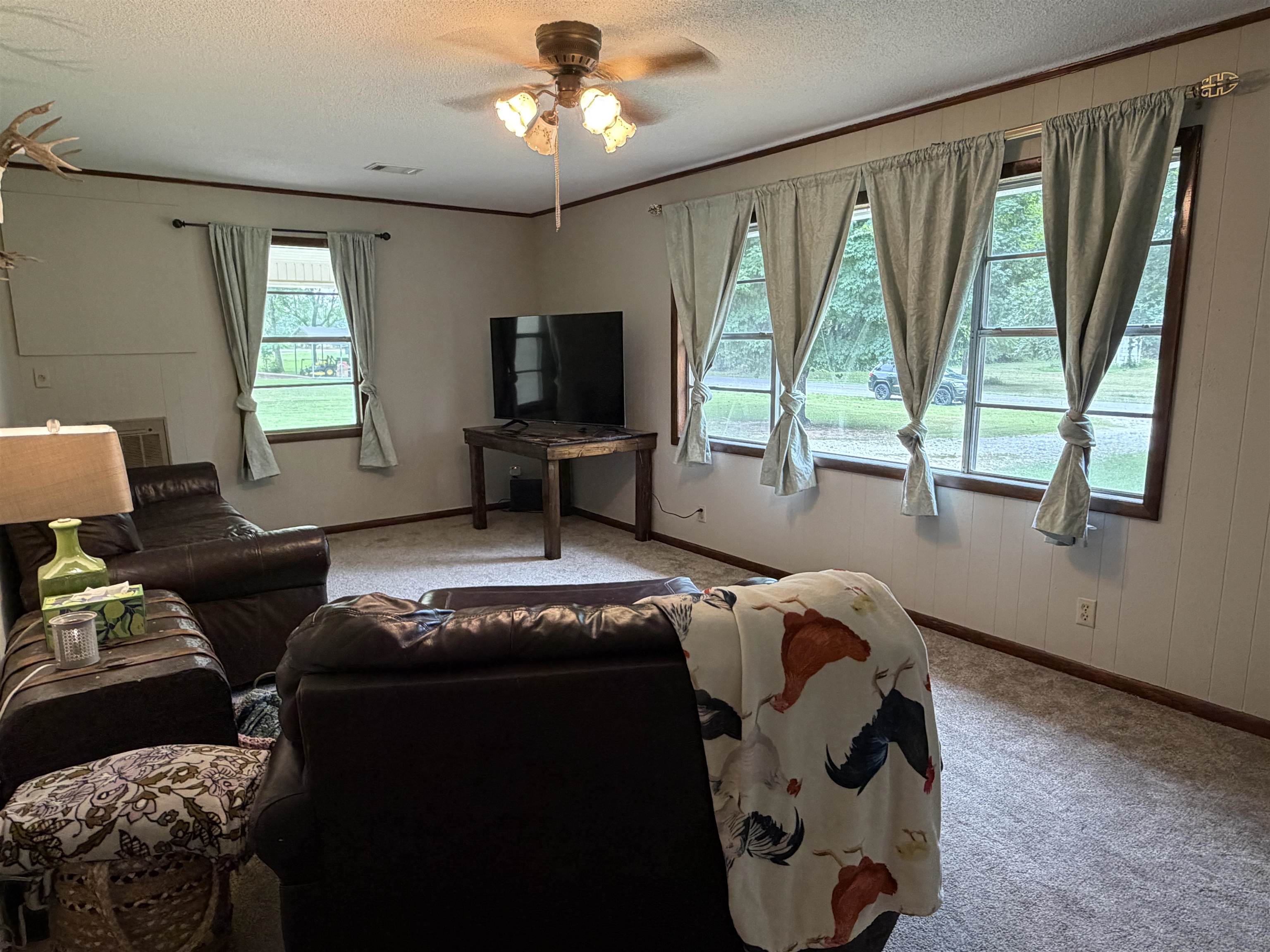 439 Haley St.  Melbourne, AR