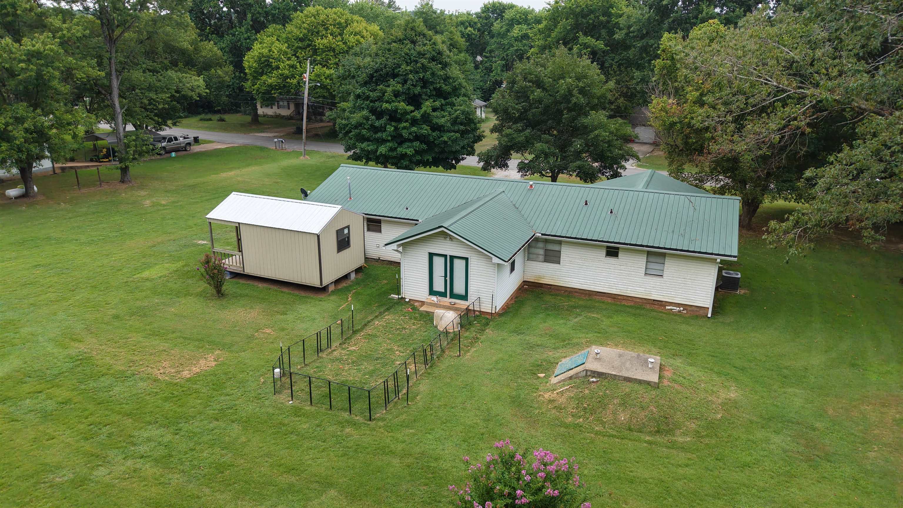 439 Haley St.  Melbourne, AR