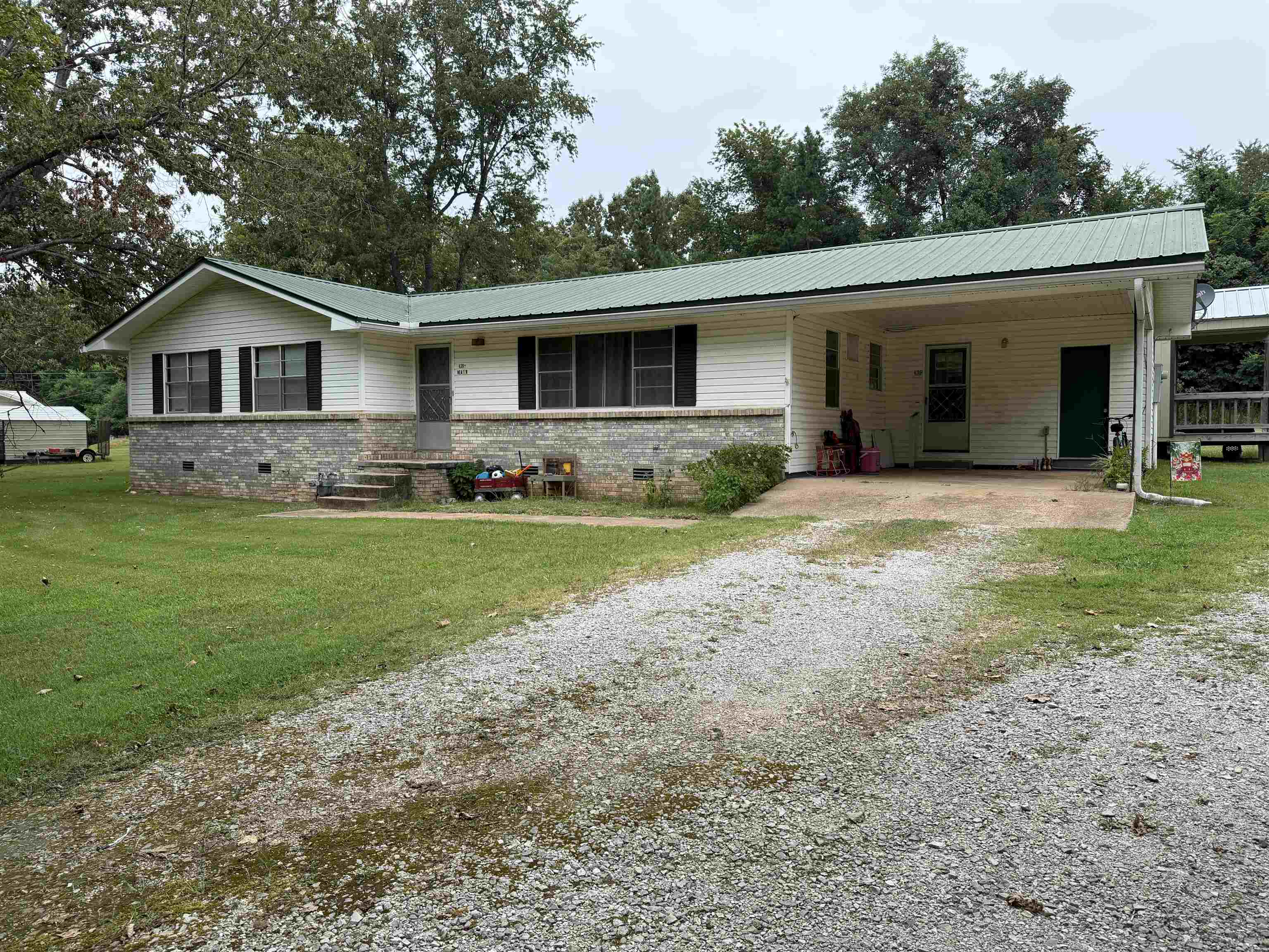 439 Haley St.  Melbourne, AR