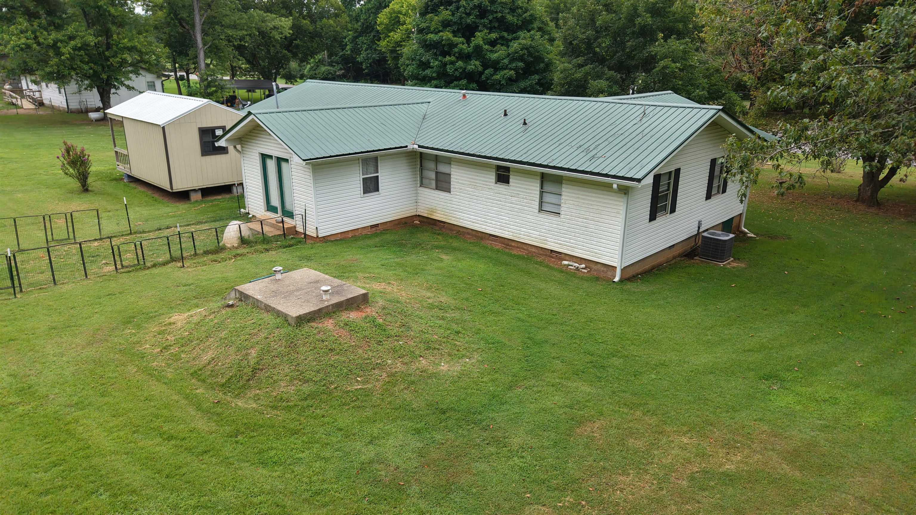 439 Haley St.  Melbourne, AR