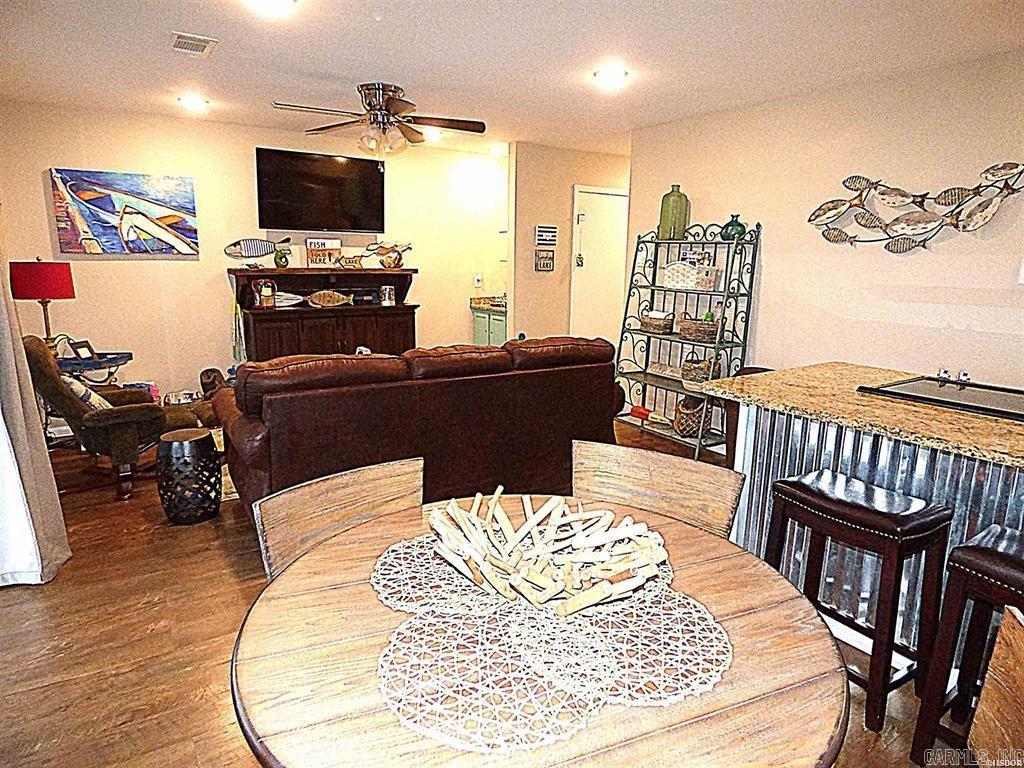 400 Farr Shores  Hot Springs, AR