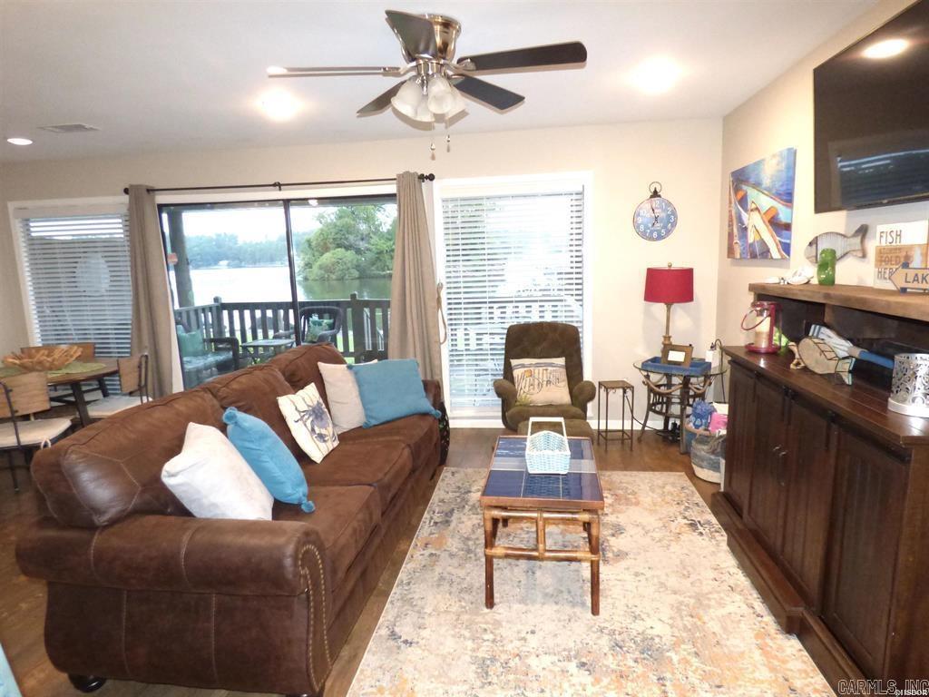 400 Farr Shores  Hot Springs, AR