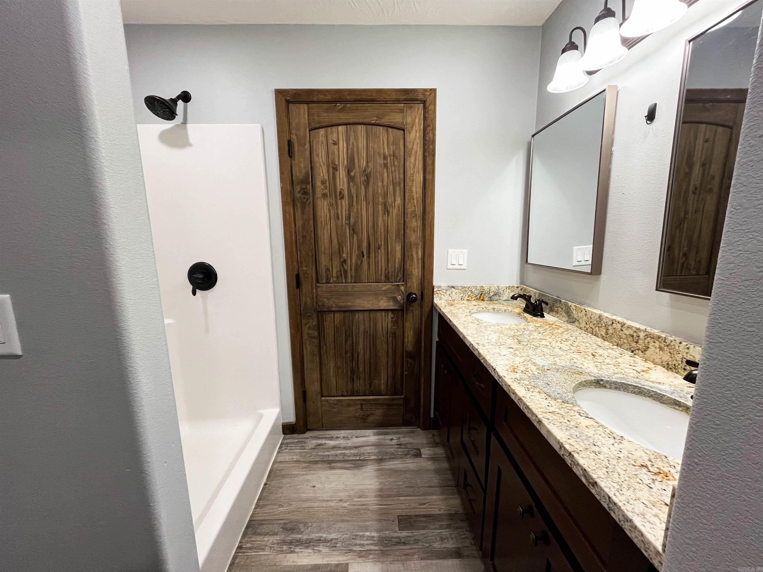 207 Juniper  Cabool, MO, MO