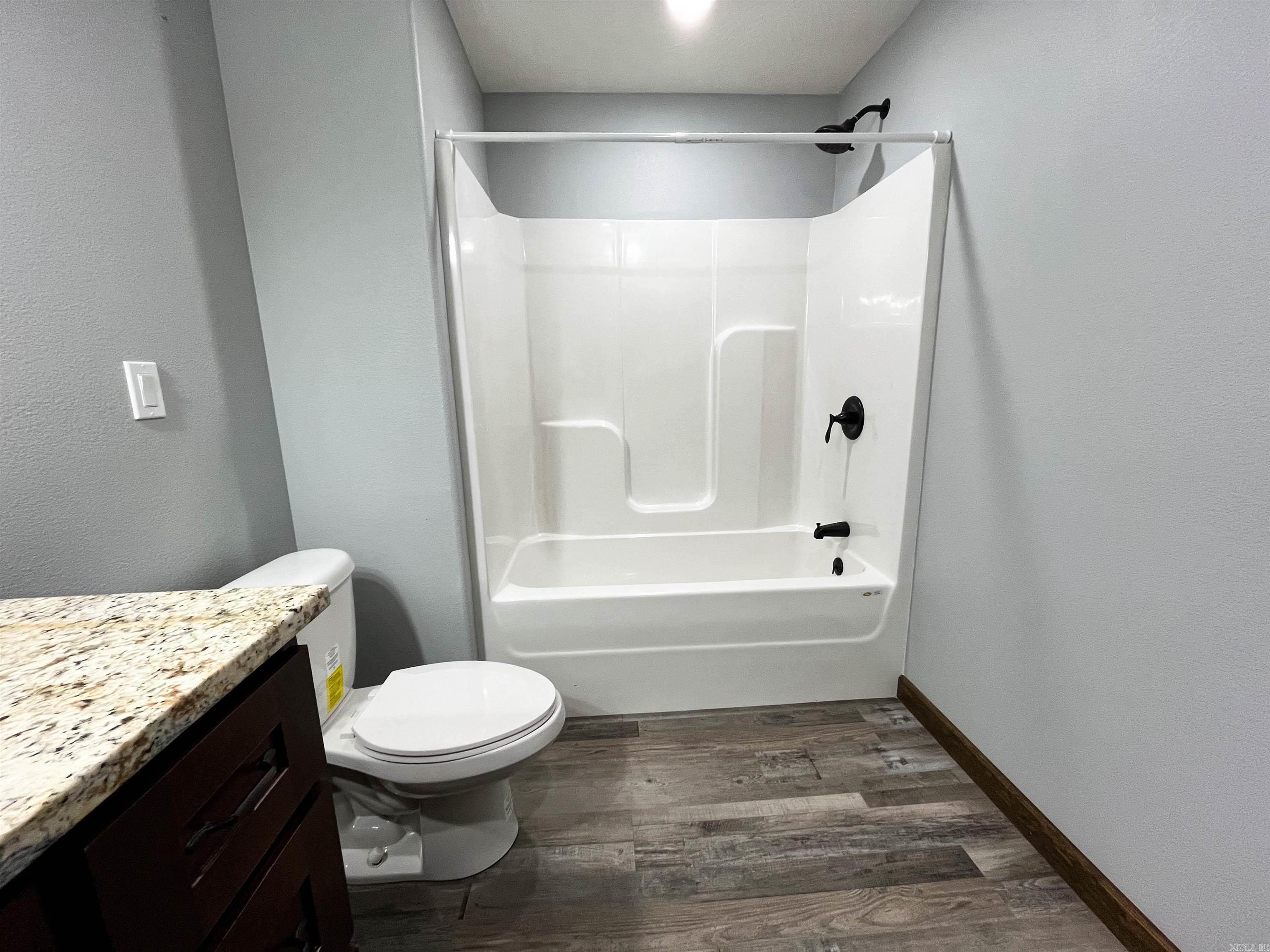 207 Juniper  Cabool, MO, MO