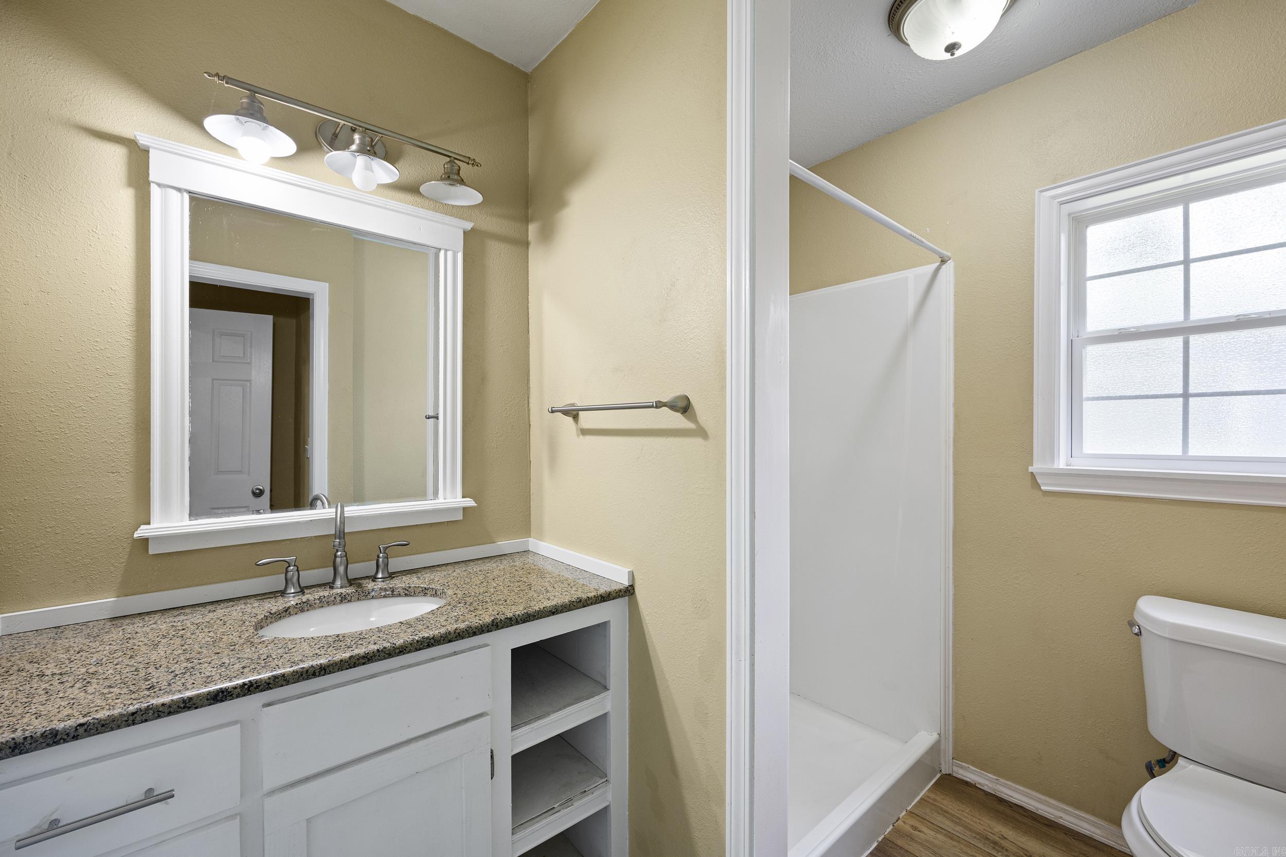 200 E J  Russellville, AR
